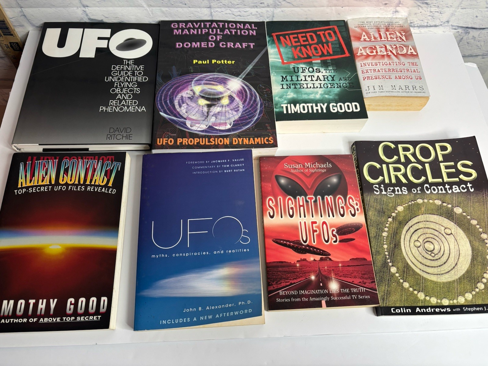 Lot of 8 UFO Alien Books Paranormal Unexplained Phenomena Crop Circles Sci-Fi
