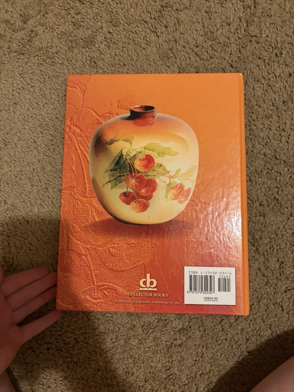 Collector’s Encyclopedia of Roseville Pottery Volume 1 Revised Edition 2001