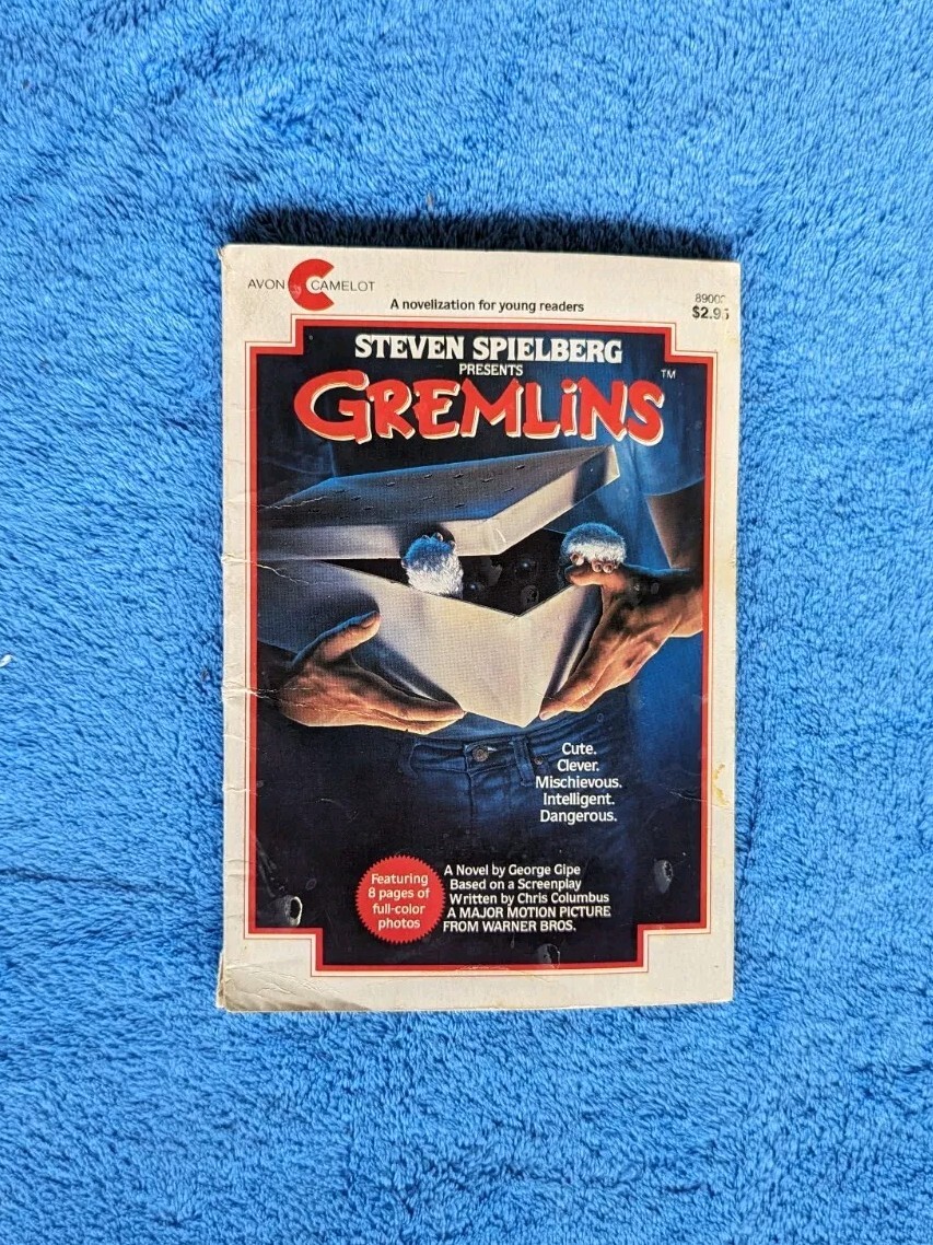 GREMLINS Chris Columbus Paperback Book 1984 YA Novelisation