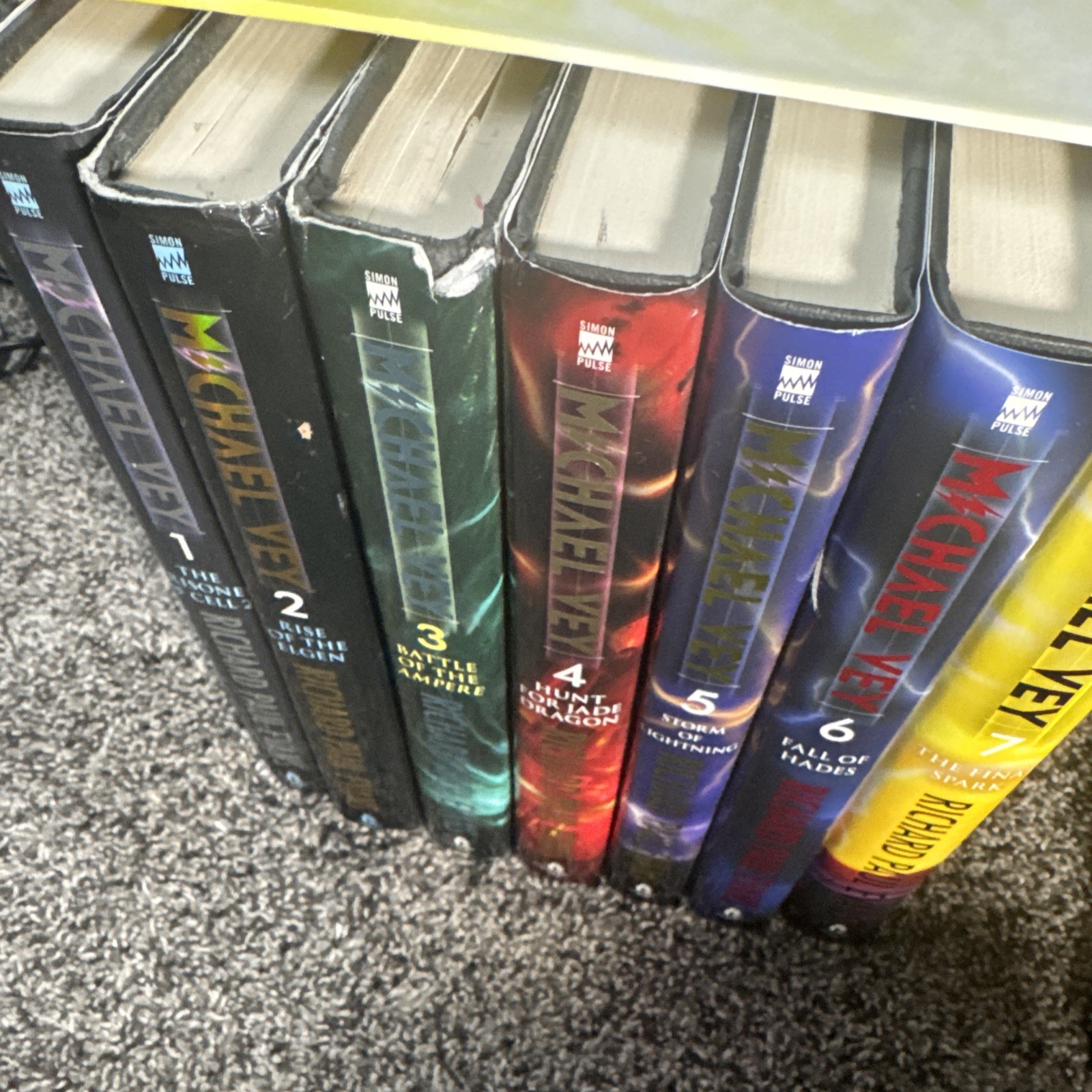 Michael Vey Shocking Collection Books 1-7 (Boxed Set) : Michael Vey, Michael Vey