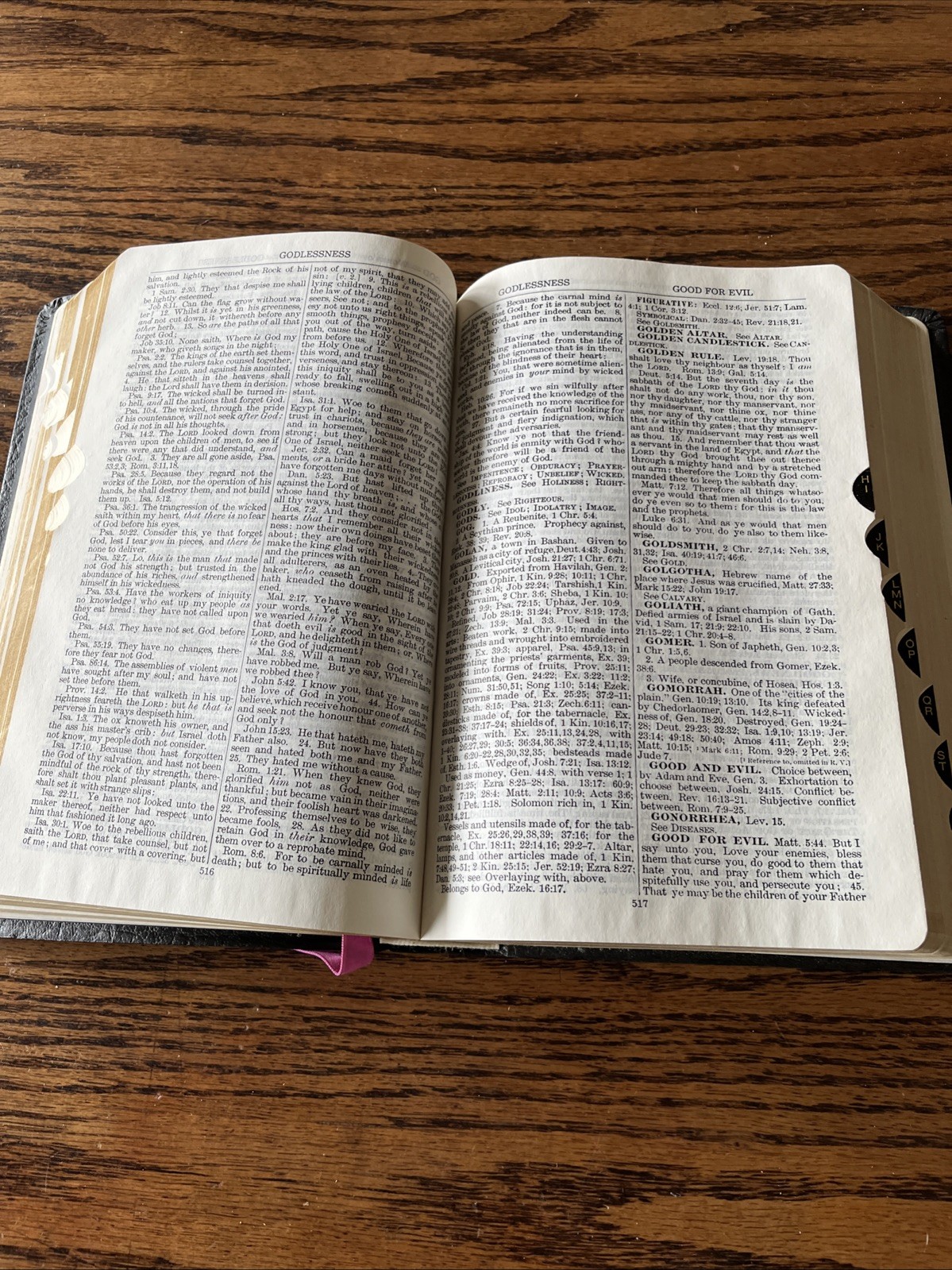 Nave’s Topical Bible Digest Black Leather Bound Thumb Indexed 1962 Southwestern