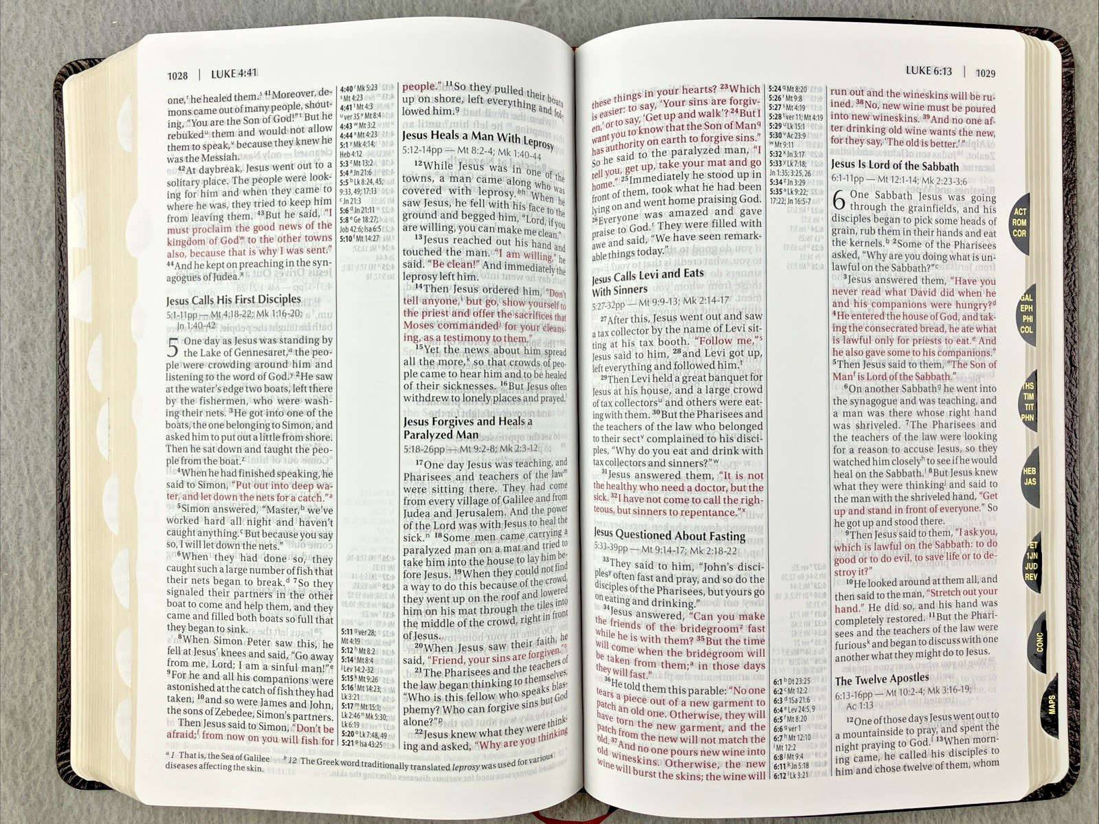 NIV, Thinline Reference Bible, Bonded Leather, Burgundy, Red Letter Edition