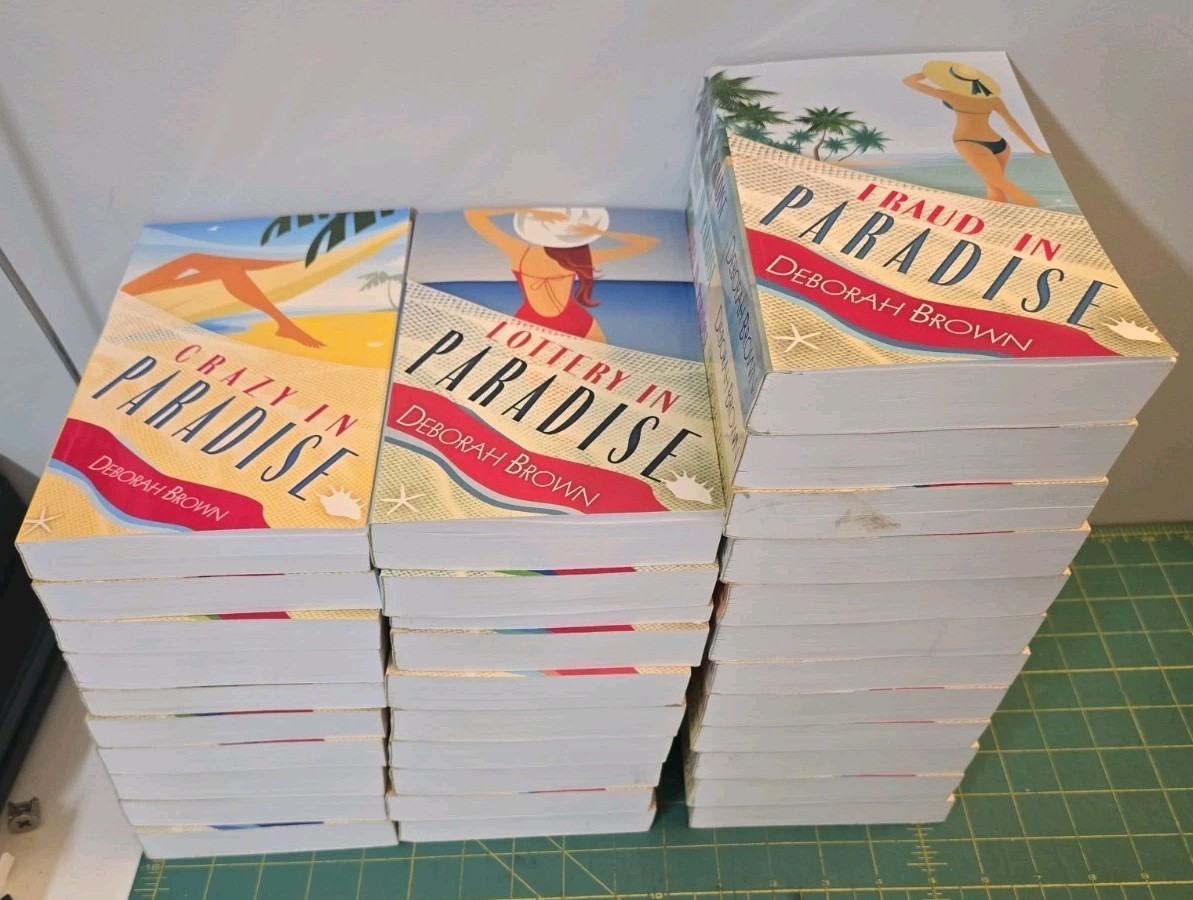 Lot of 32 PARADISE Books by Deborah Brown #1-32 Florida Keys Mystery Series