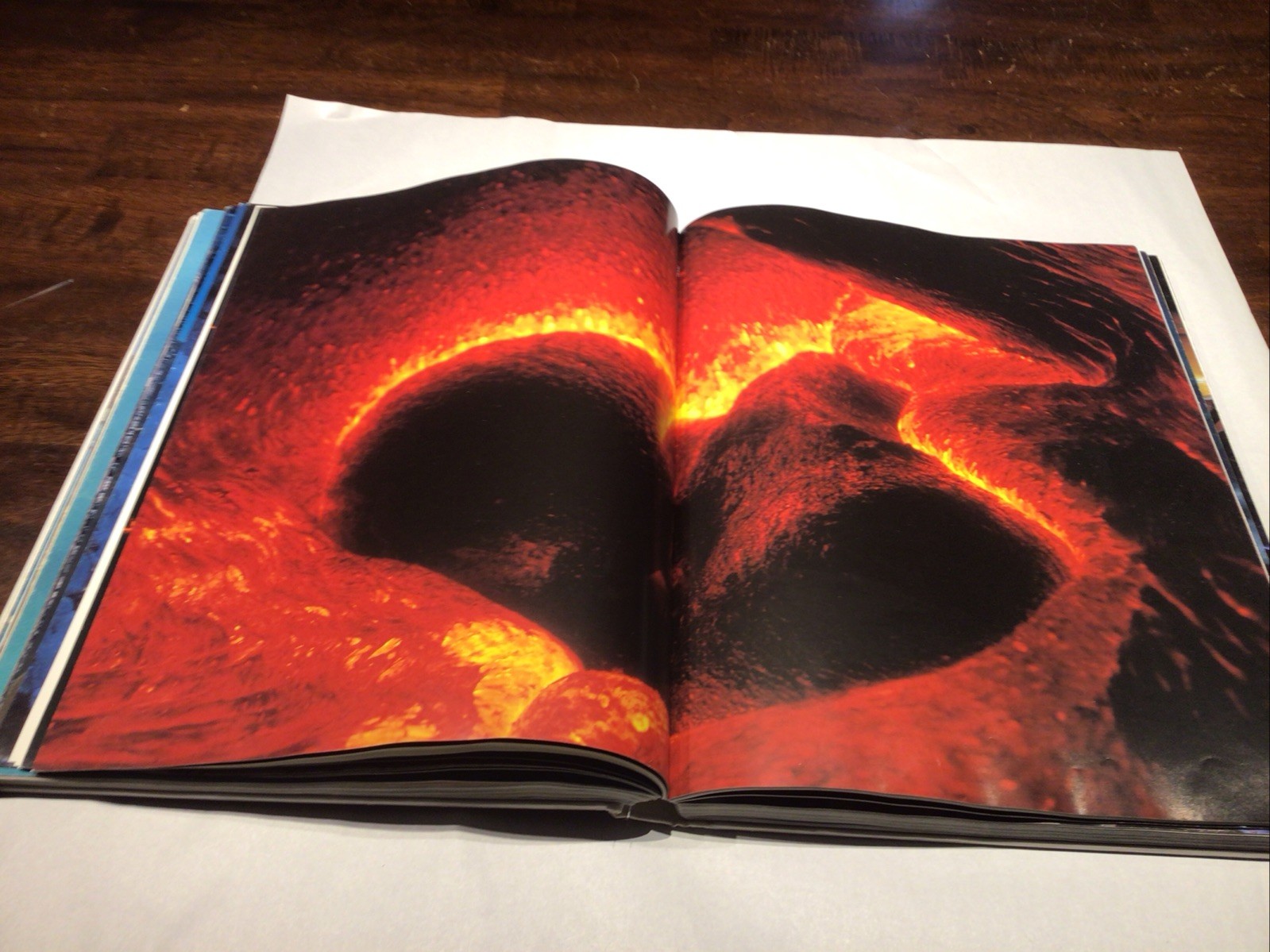 Volcanoes by Jacques Durieux (2002, Hardcover) Ex- Library Copy