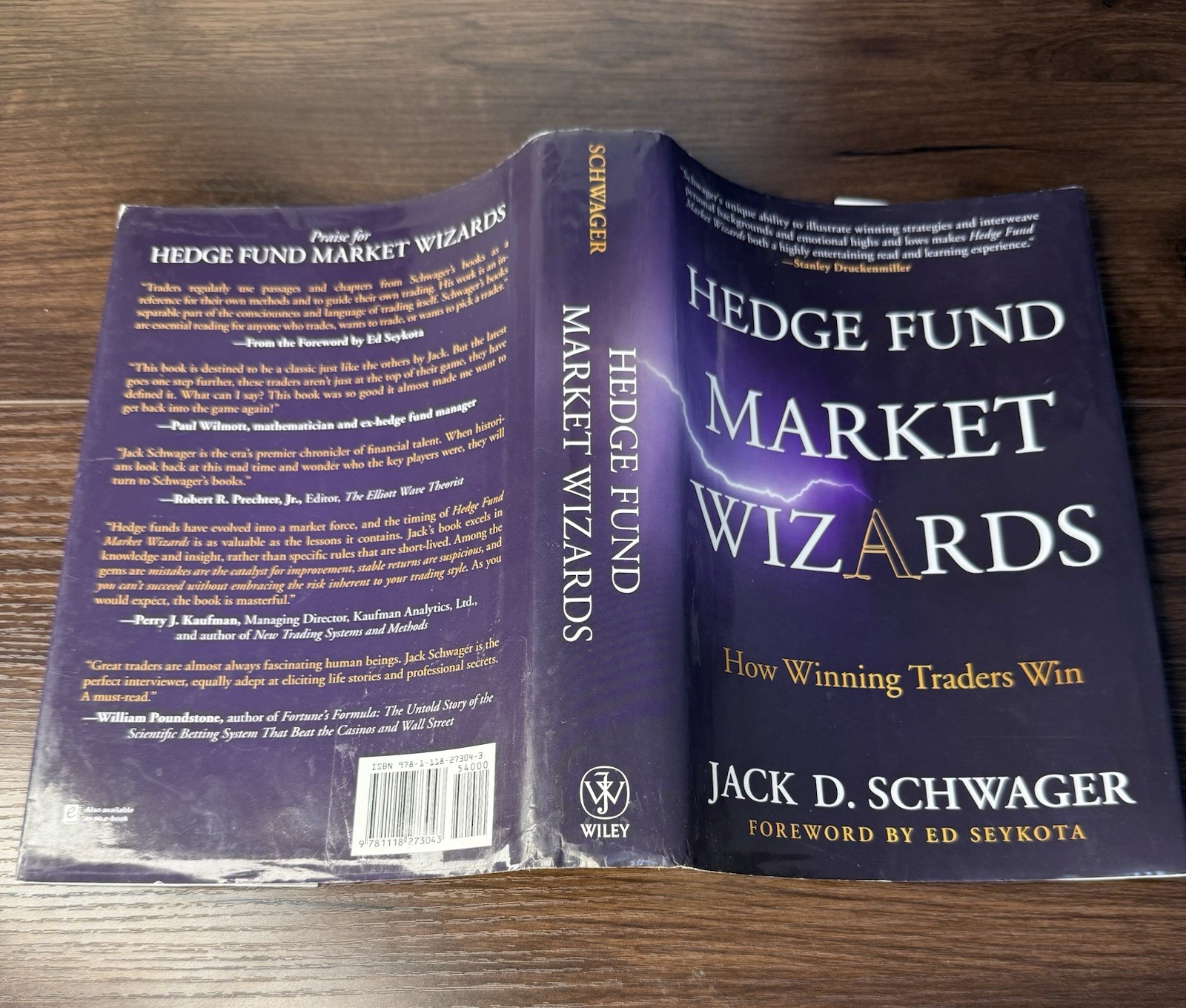 Hedge Fund Market Wizards : How Winning Traders Win by Jack D. Schwager