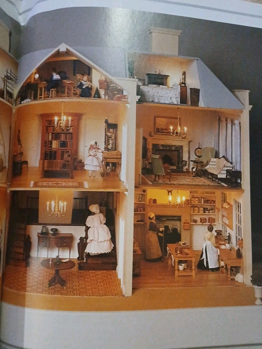 Making Character Dolls’ Houses in 1/12 Scale By Brian Nickolls.