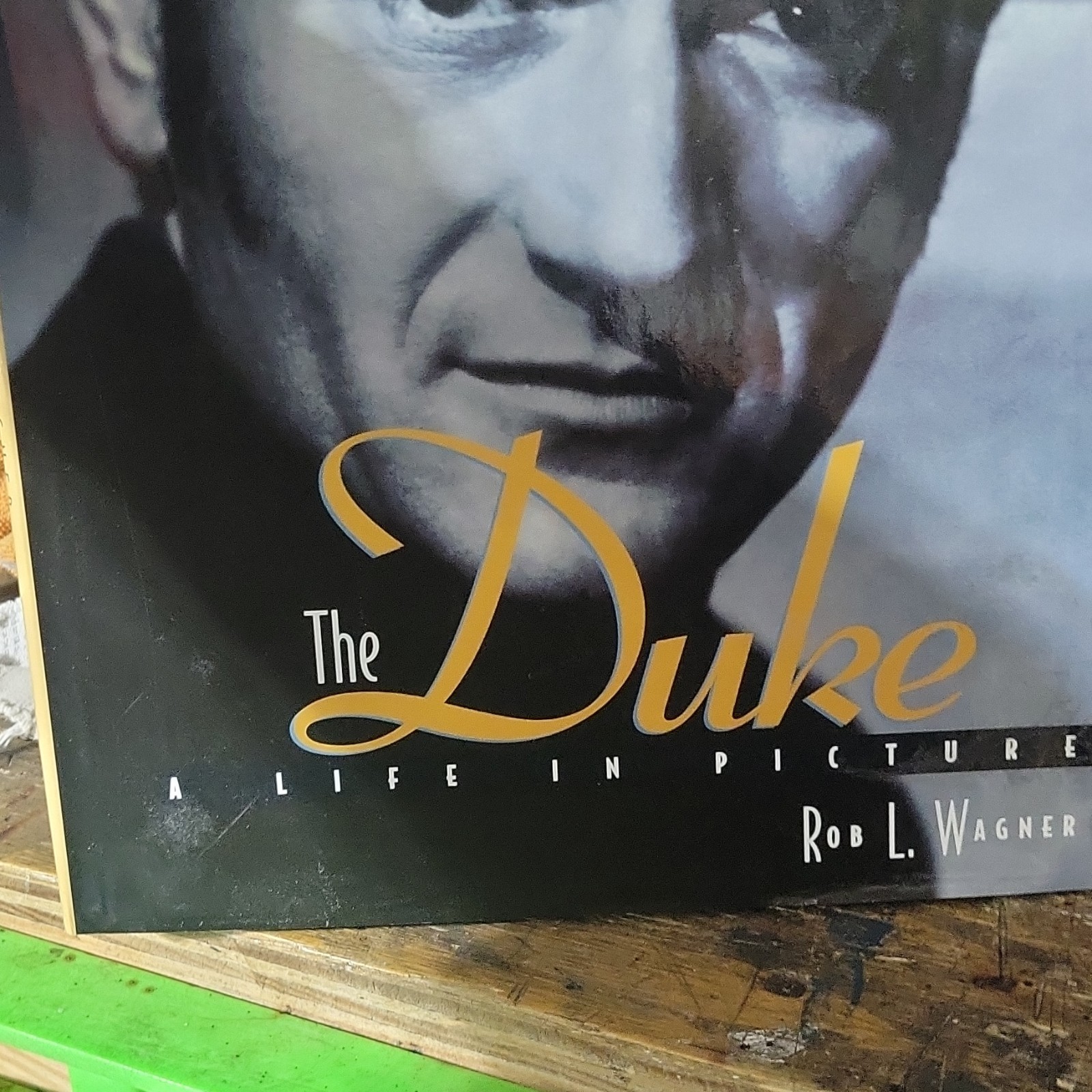 Barnes & Noble The Duke Pocketknife, SS Clip Point Plain Edge, 1997 Book Set