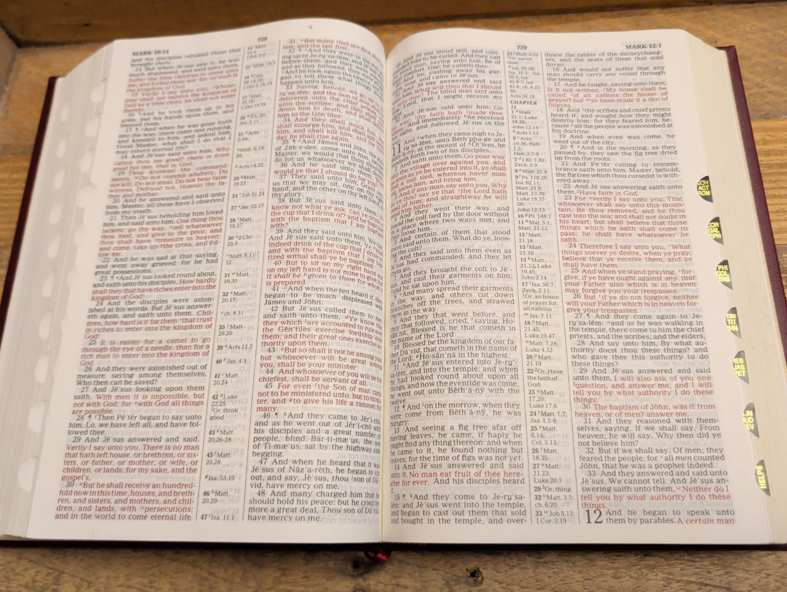 VG! KJV Master Study Bible Burgundy Padded HC Thumb Indexed 1k pages Study Helps