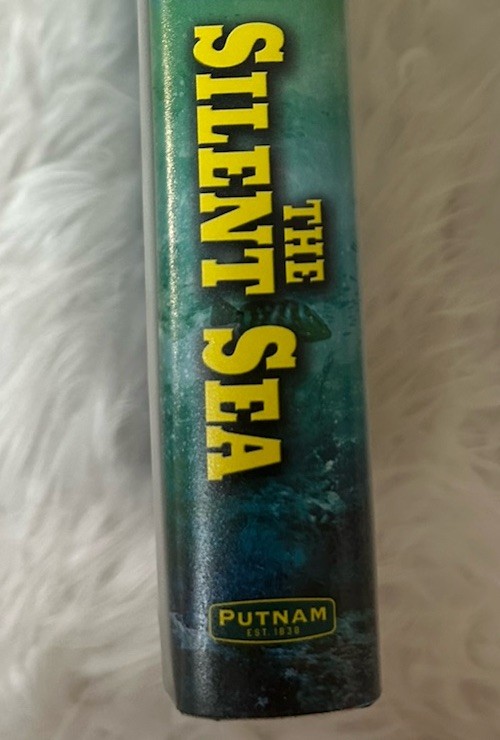 Signed x2 The Silent Sea Clive Cussler Jack Du Brul 2010 HCDJ Putnam Books VG