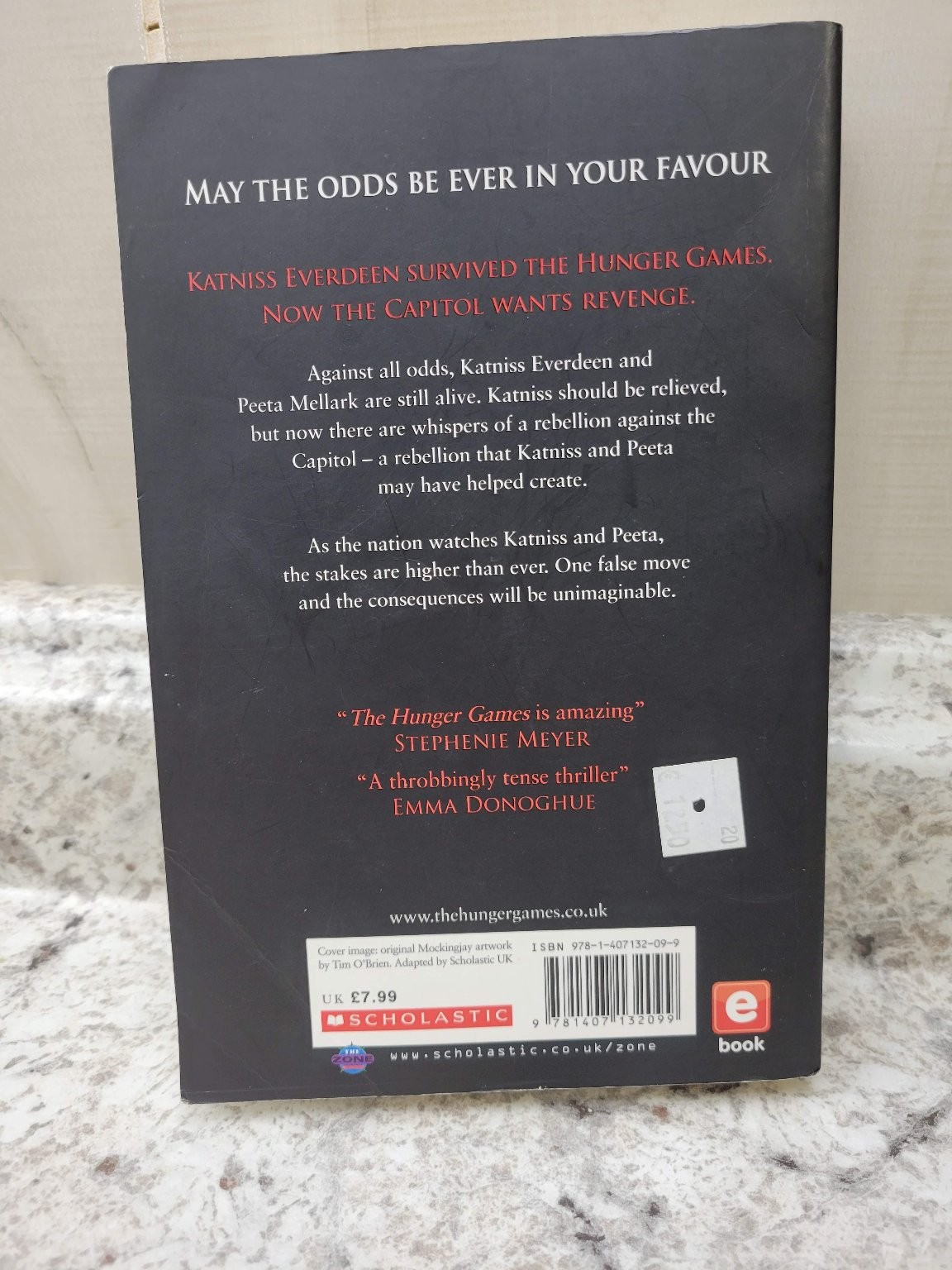 Catching Fire Suzanne Collins 2012 UK Paperback Hunger Games