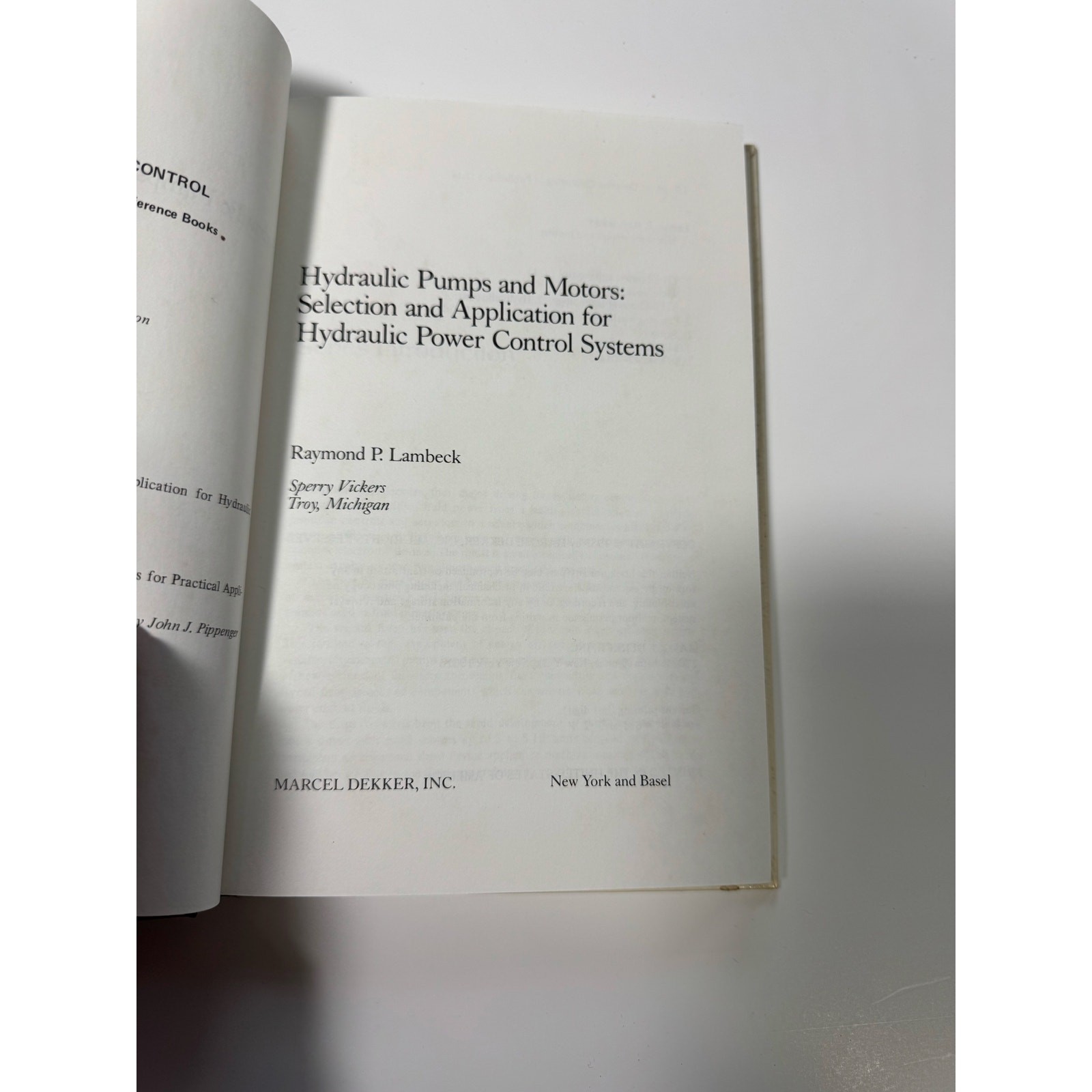 Hydraulic Pumps and Motors Raymond P Lambeck 1983