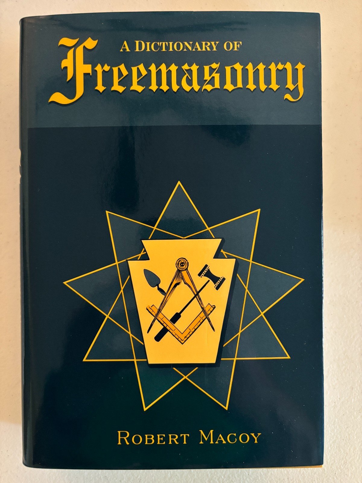 A Dictionary of Freemasonry by Robert Macoy 1989 HCDJ, Masonic Book