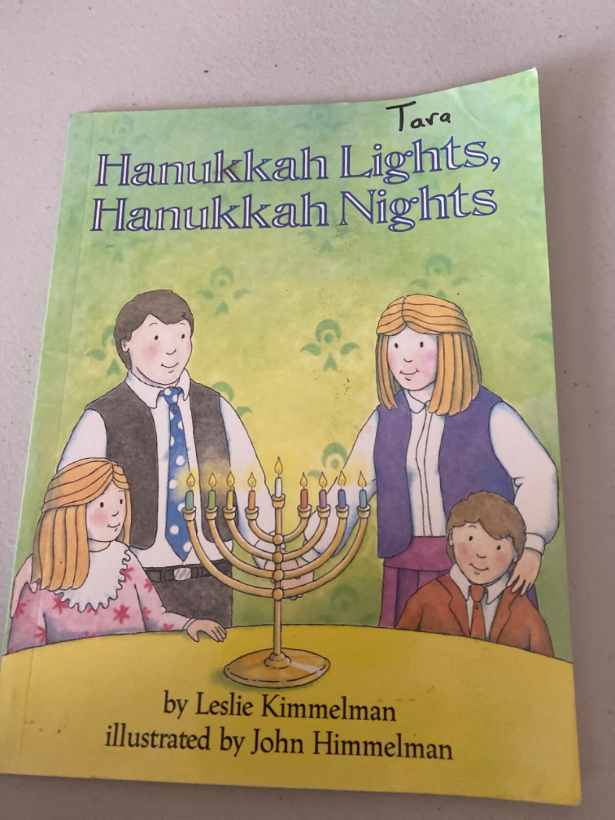 Lot of 6 Jewish Childrens Books -Hanukkah