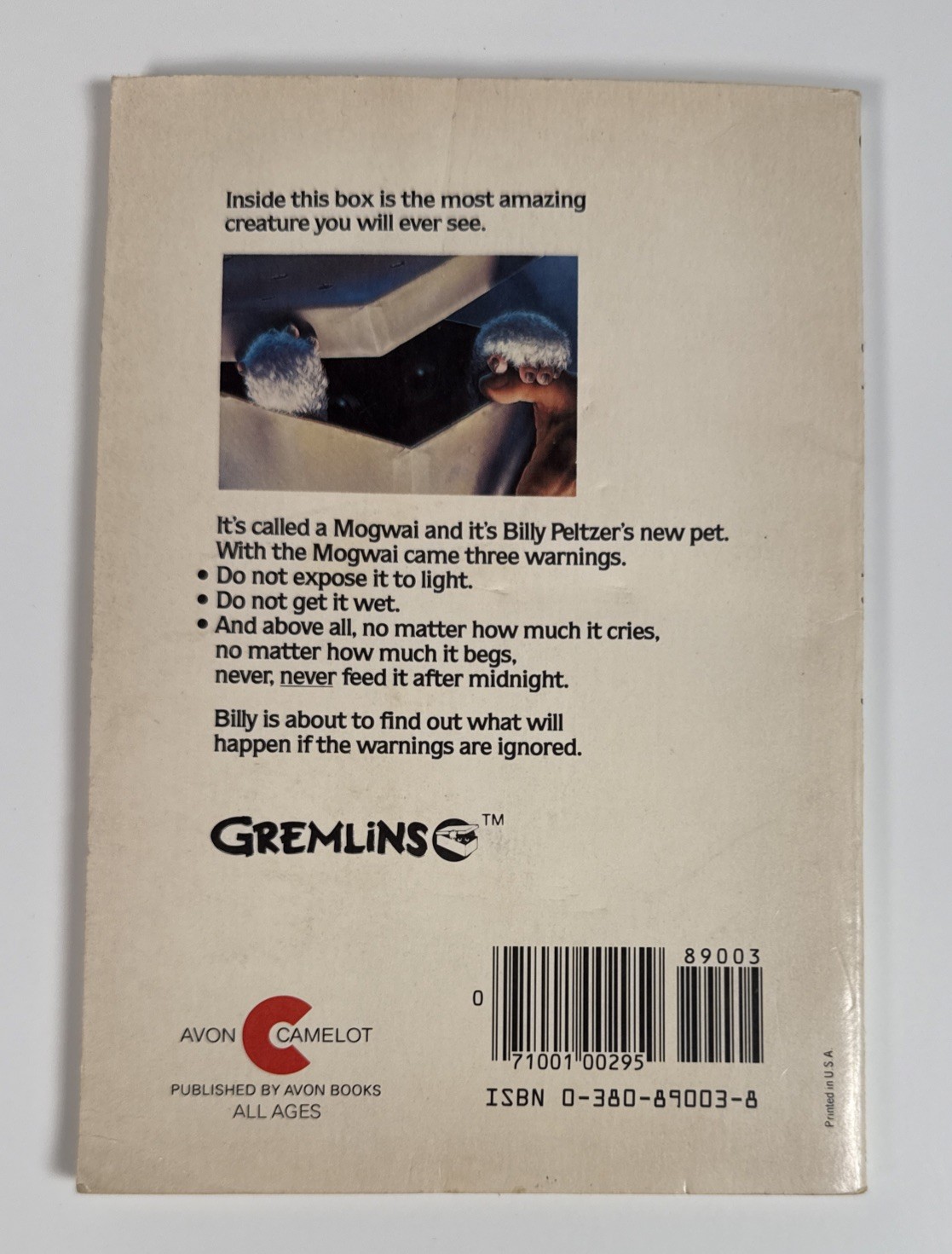 1984 Steven Spielberg Presents GREMLINS 1st Printing Ed Avon Camelot Paperback