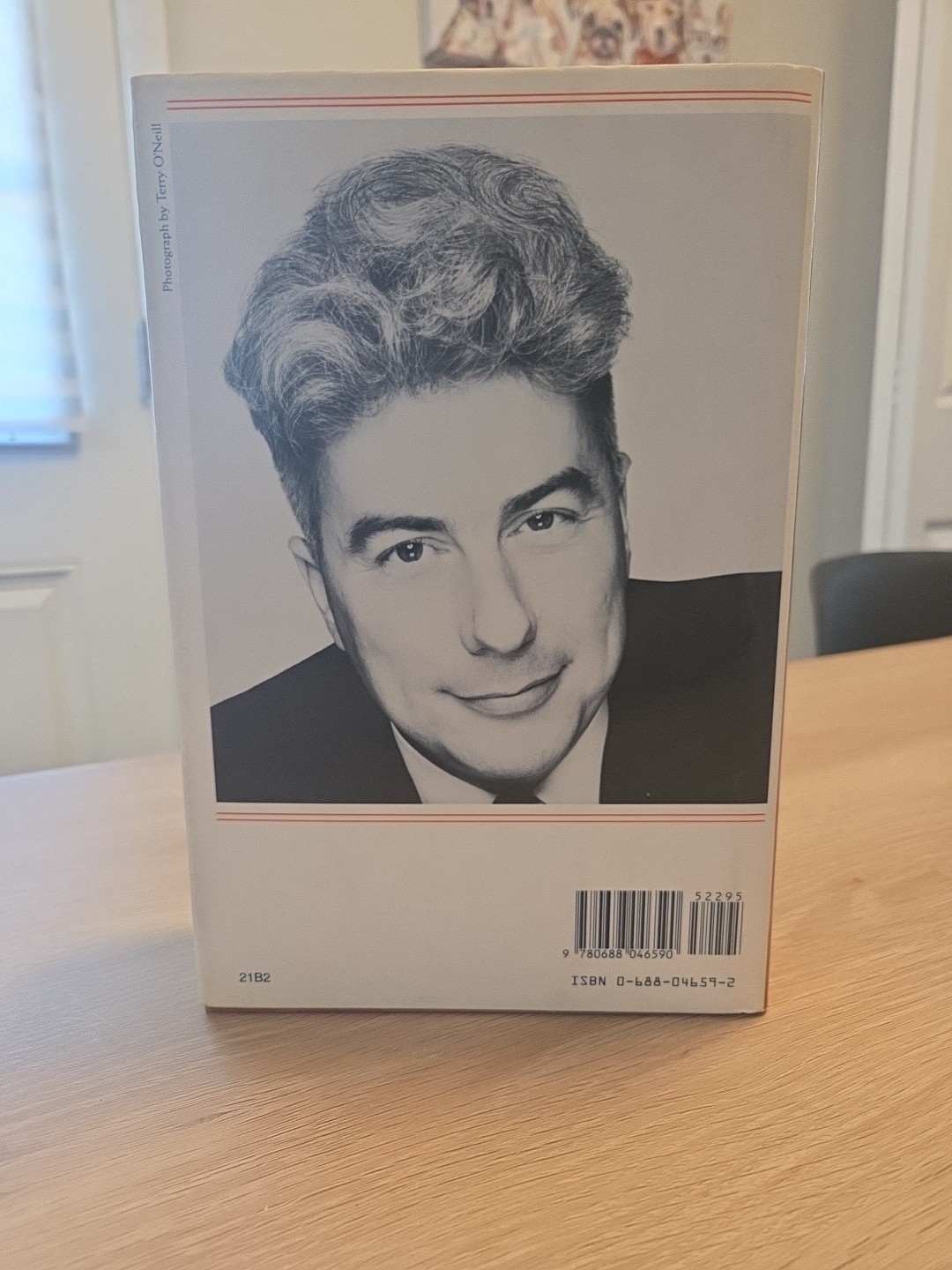 The Pillars of the Earth Ken Follett 1st Edition 1st Print HC DJ 1989