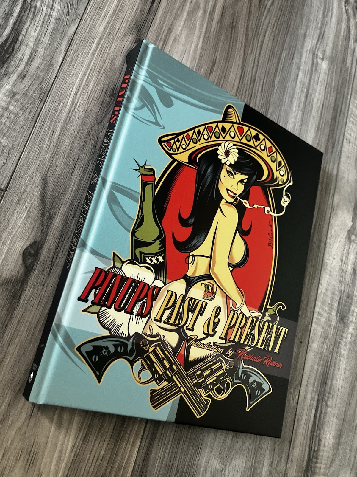Pinups Past & Present / Hardcover Pinup Art Book