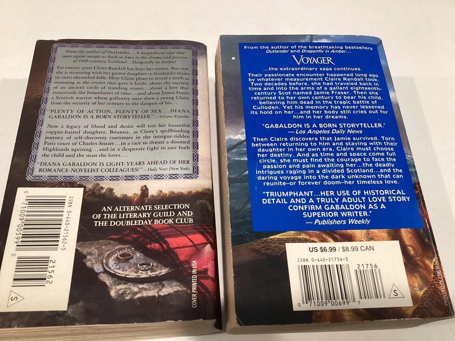 2 Diana Gabaldon Paperback Novels “Dragonfly In Amber” (1993) & “Voyager” (1994)