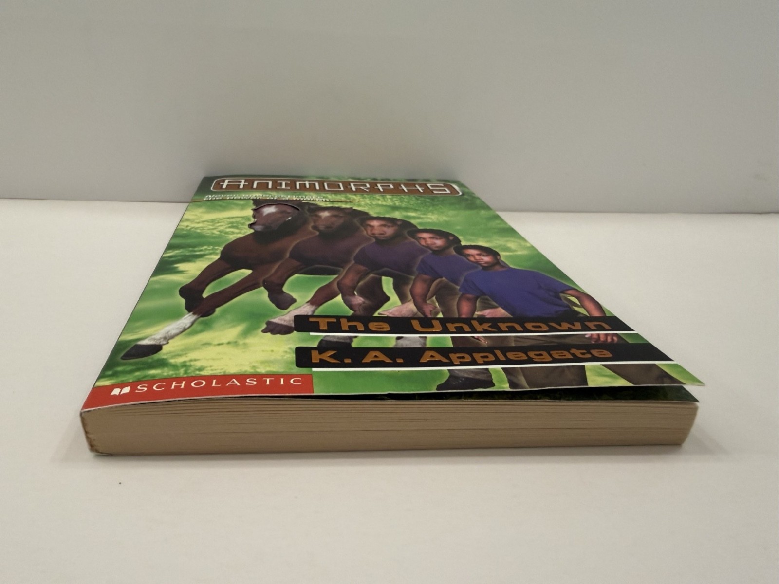 Animorphs #14 The Unknown -with all 50 flip back stickers- KA Applegate ppb 1998