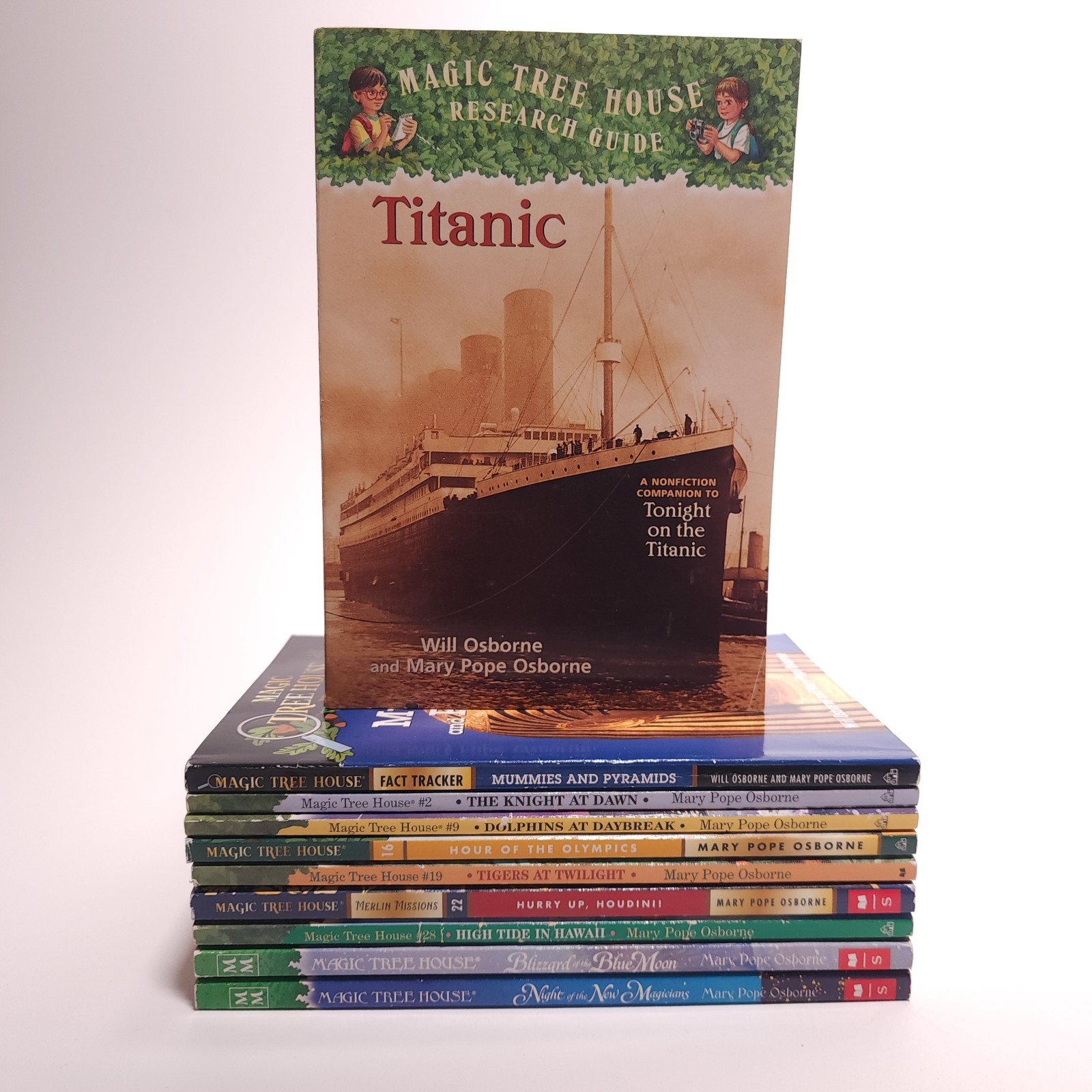 Magic Tree House Lot 10 Books Mary Pope Osborne Merlin Missions Fact Trackers PB