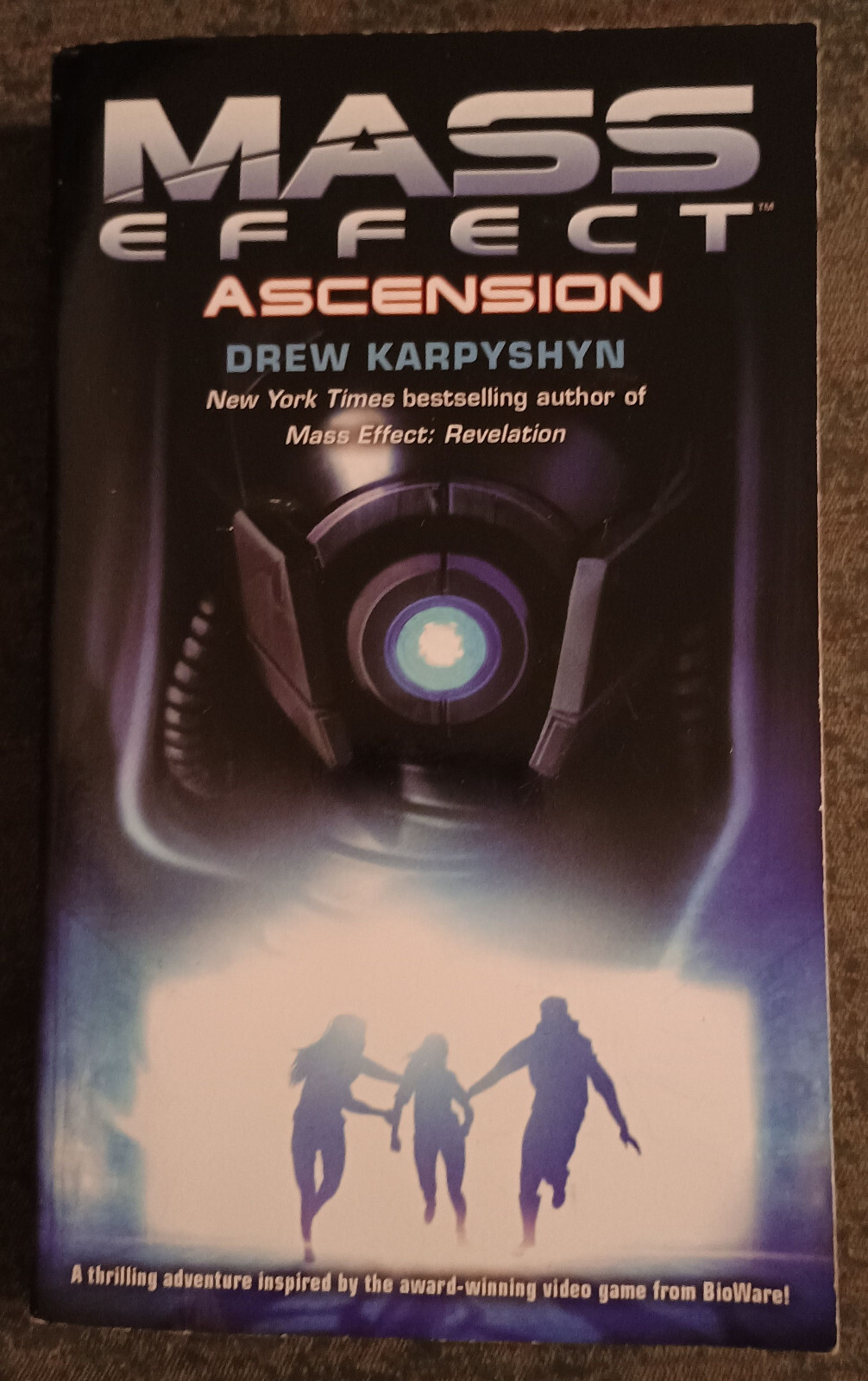 Mass Effect : Ascension by Drew Karpyshyn – paperback book – 2008