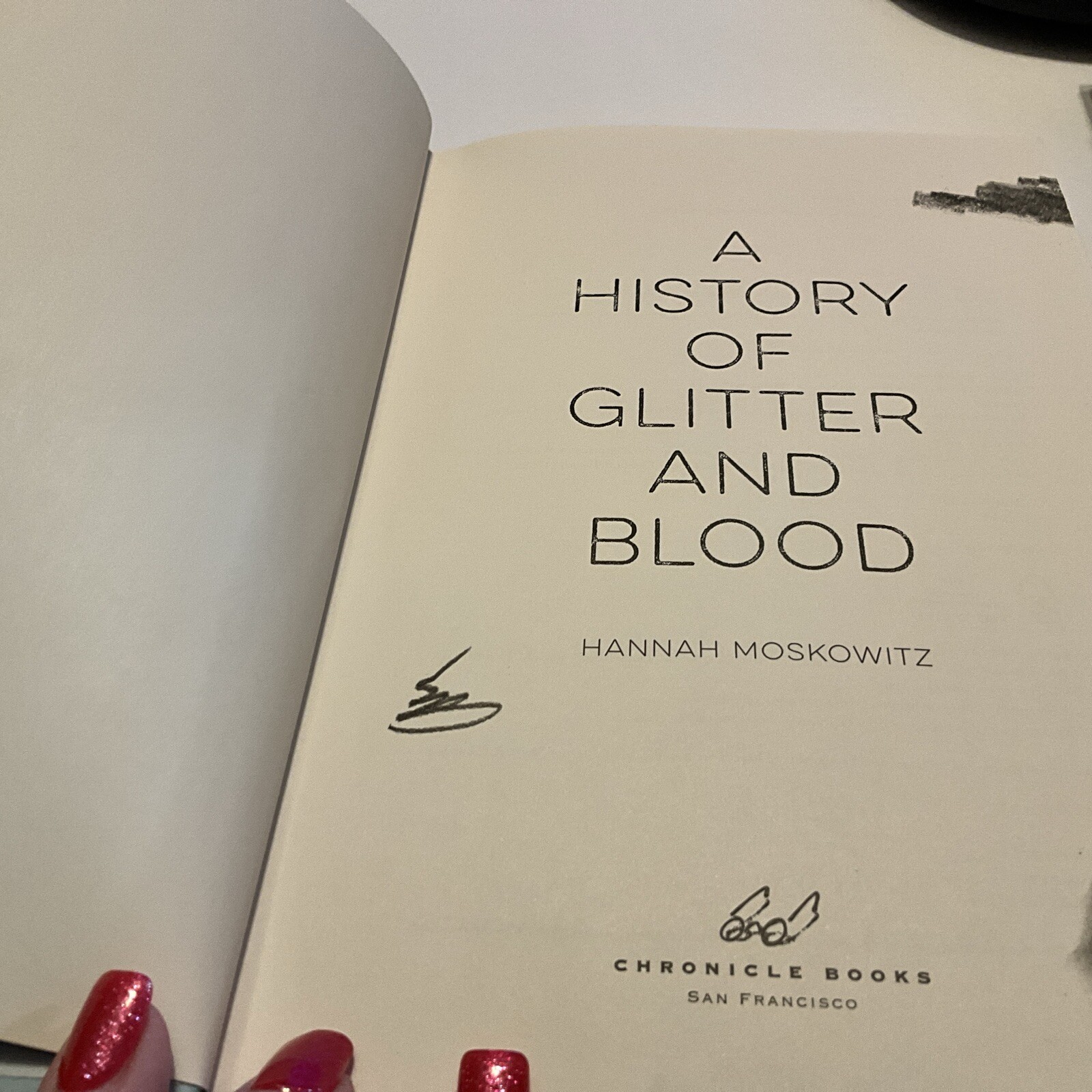 A History of Glitter and Blood By Hannah Moskowitz 2015 Vtg