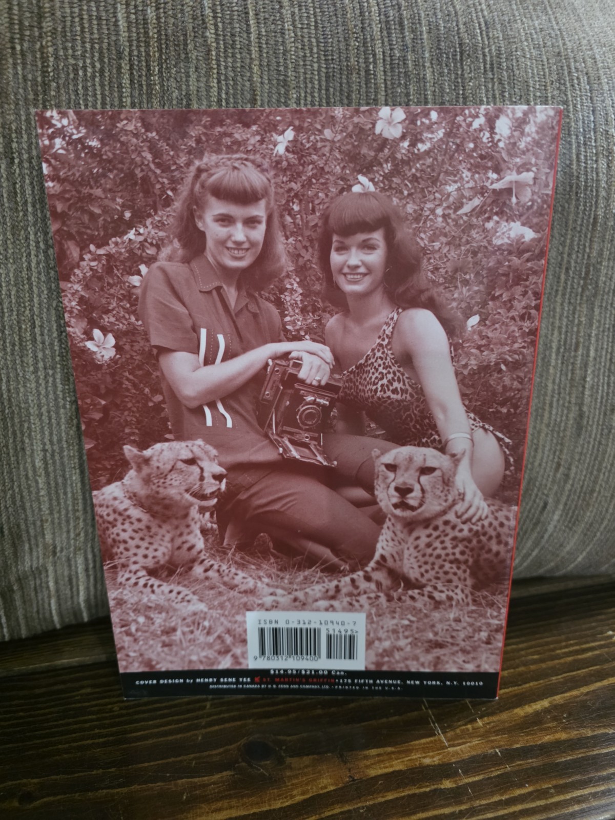 Betty Page Confidential: Featuring Never-Before Seen Photographs