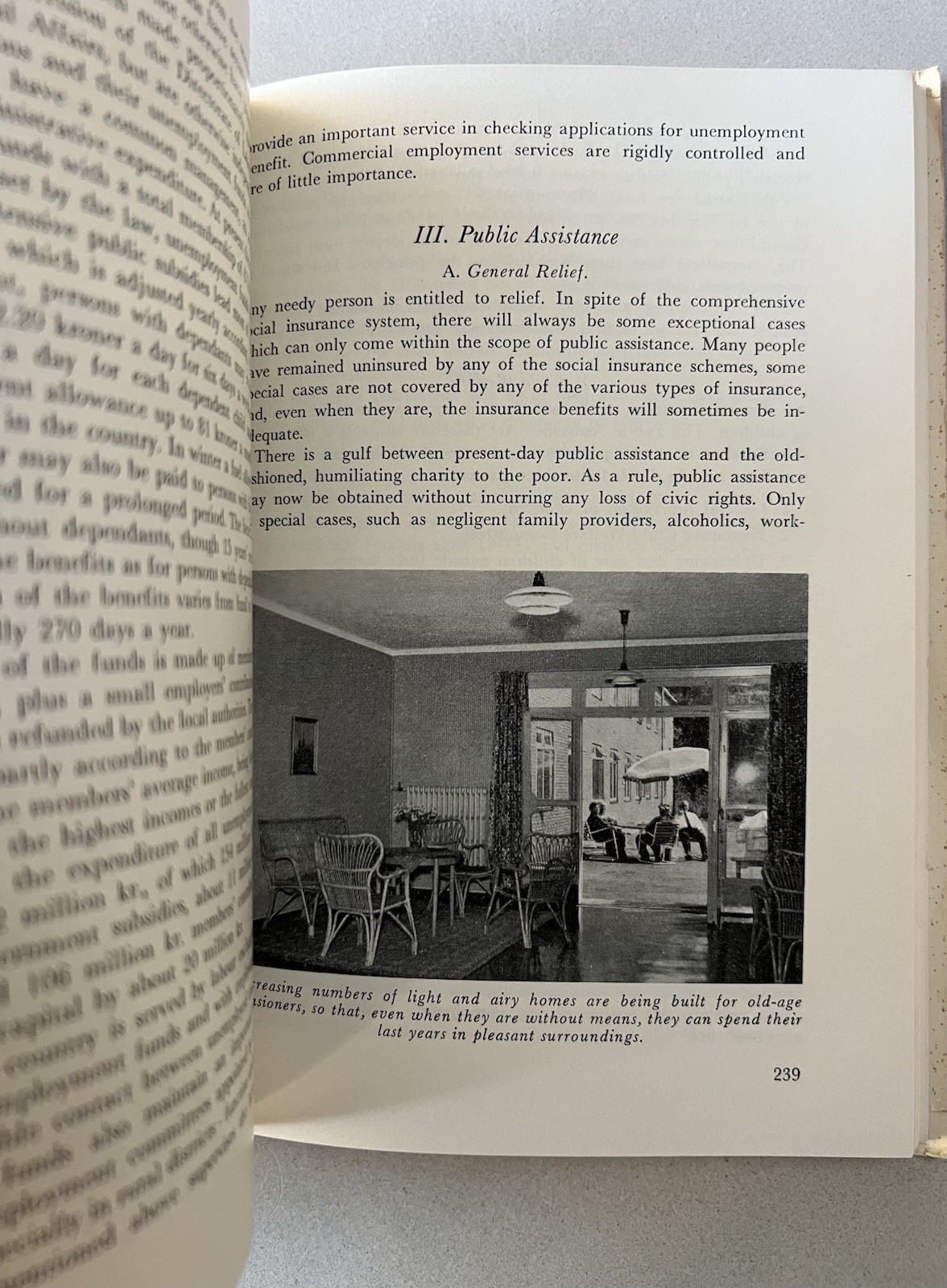 Vintage 1956 Denmark By The Royal Danish Ministry Of Foreign Affairs Book