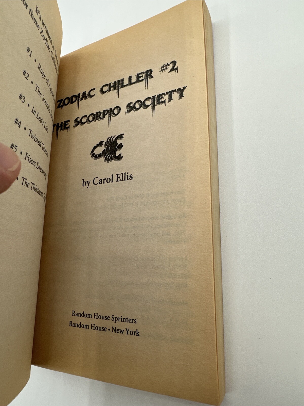 Zodiac Chillers The Scorpio Society First Print Carol Ellis Paperback 1995