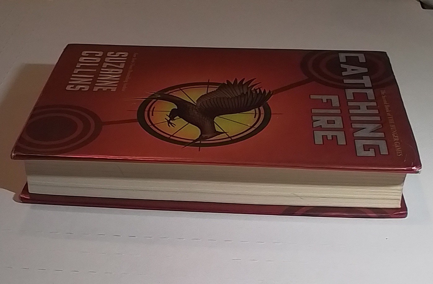 The Hunger Games Trilogy 3 Book Set – Catching Fire, Mockingjay, Hunger Games