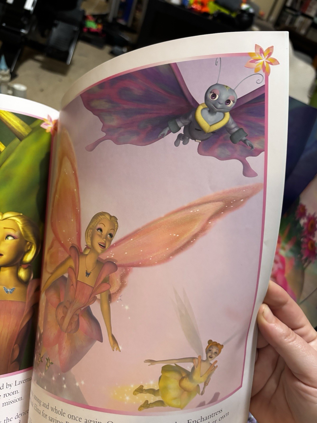 Barbie 2006 Reader’s Digest Fairytopia Mermaidia Book & Magnetic Paper Dolls