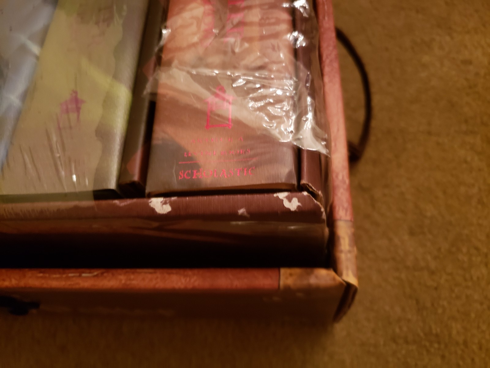HARRY POTTER BOXED SET HARDCOVER 1-7 TRUNK CHEST LIMITED EDITION FREE SHIPPING