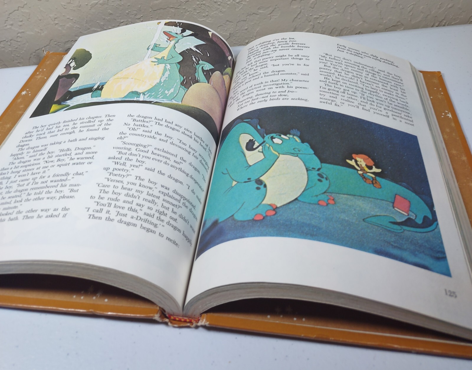 Lot Of 6 VTG HC Books (3) The WALT DISNEY PARADE & (3) WONDERFUL WORLD OF Disney