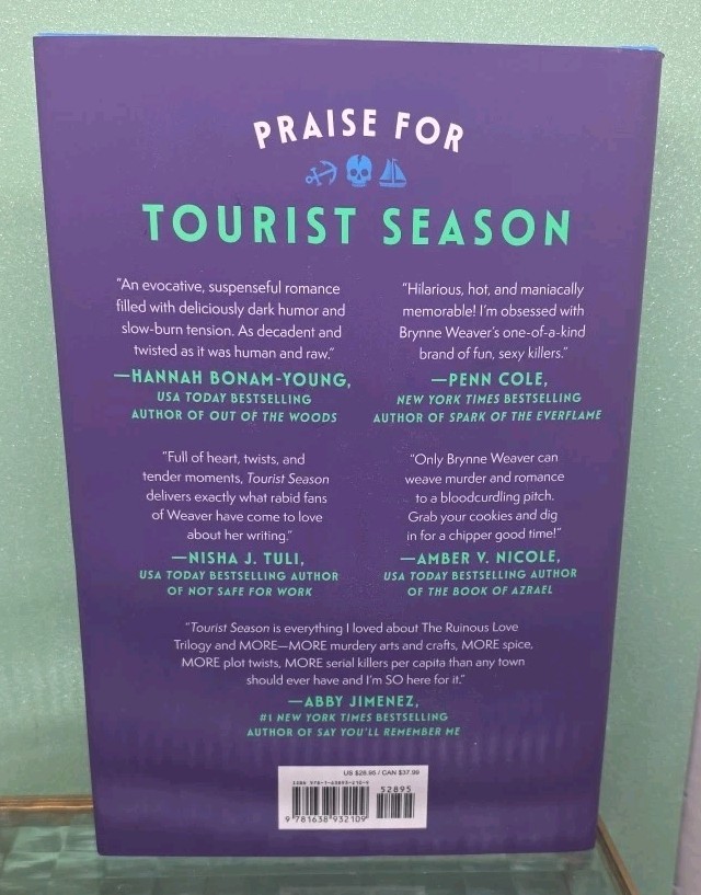 Tourist Season (The Seasons of Carnage Trilogy) – hardcover Weaver, Brynne, NEW