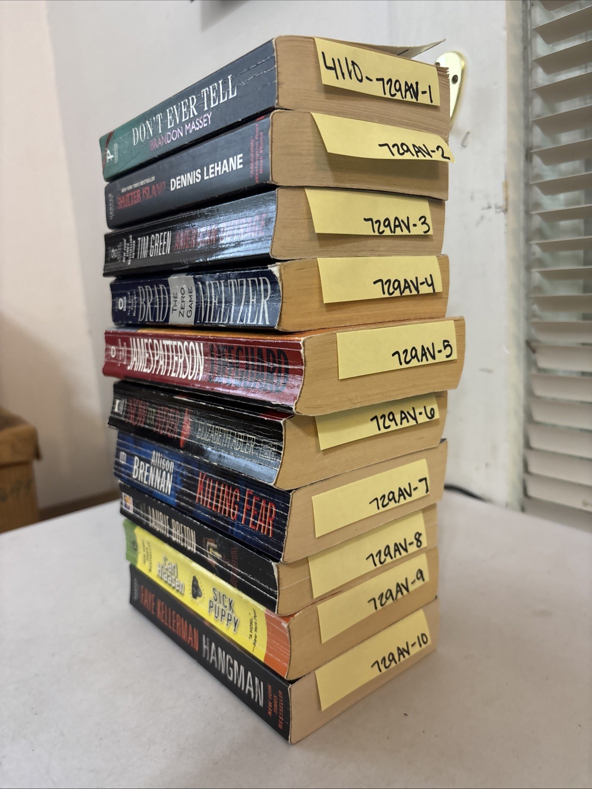 Lot of 10 – Mystery and Thrillers – Mixed Authors – FREE SHIPPING