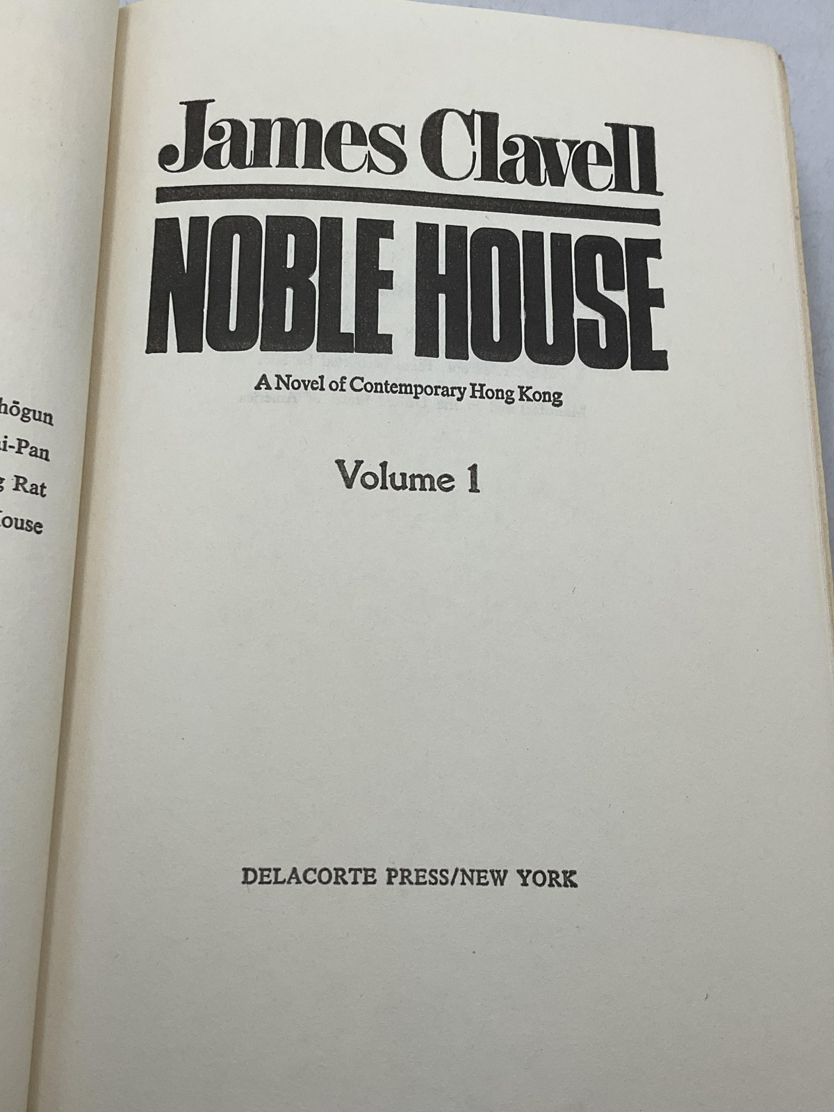 Noble House James Clavell 1981 Hardcover Delacorte Press Book Club Vols 1 & 2