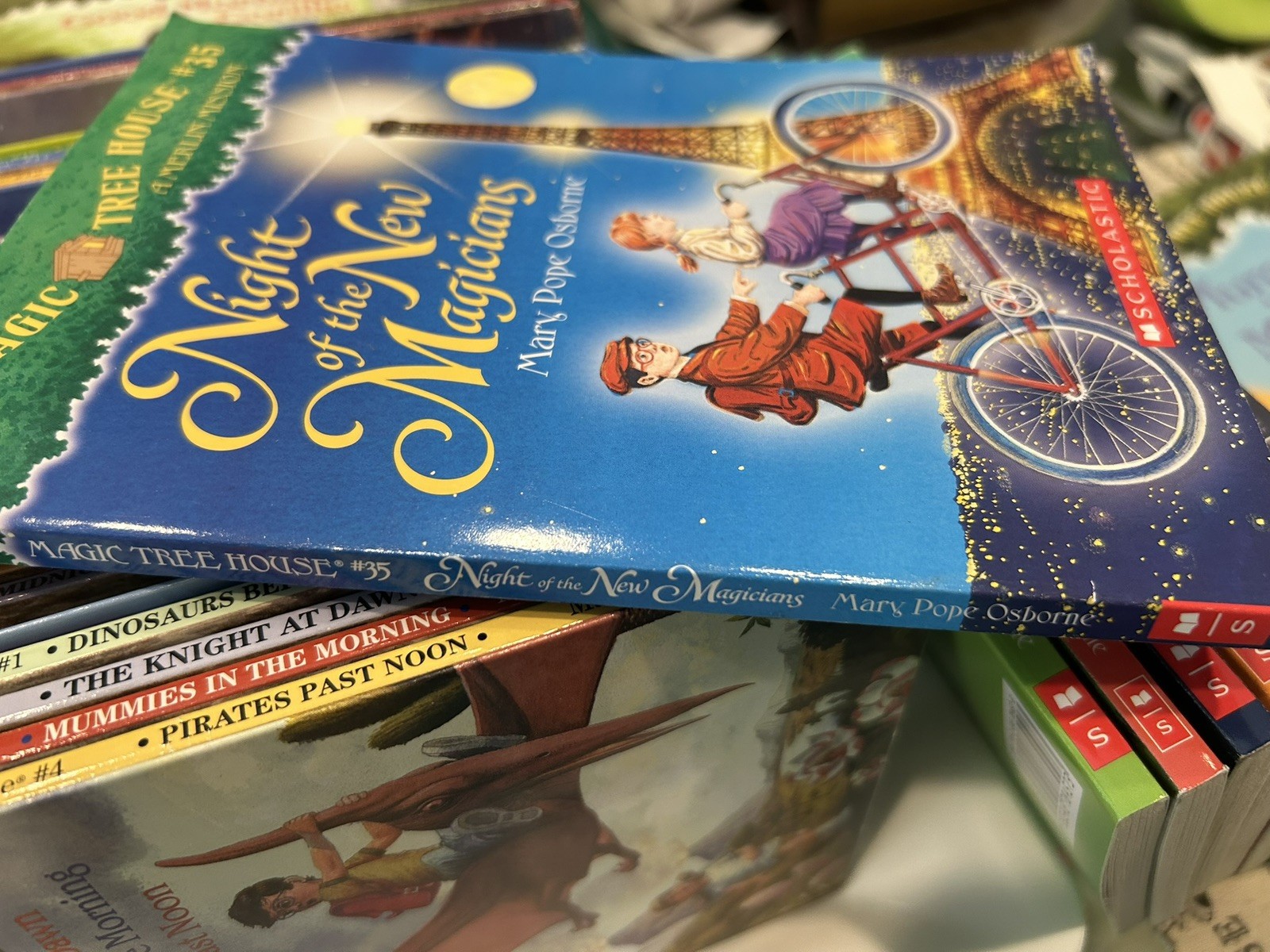 “Magic Tree House Complete Lot 1-48 Book Set Mary Pope Osborne – LIKE New