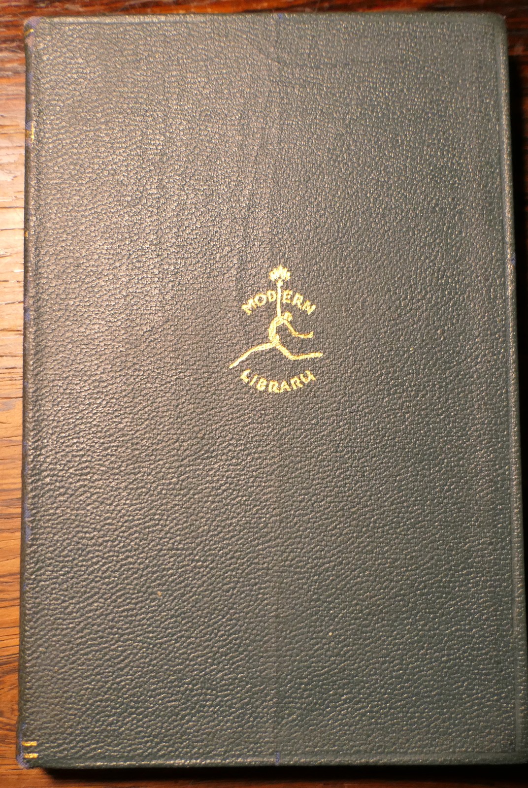 Alice’s Adventures in Wonderland Through the Looking Class, by Carroll, Lewis