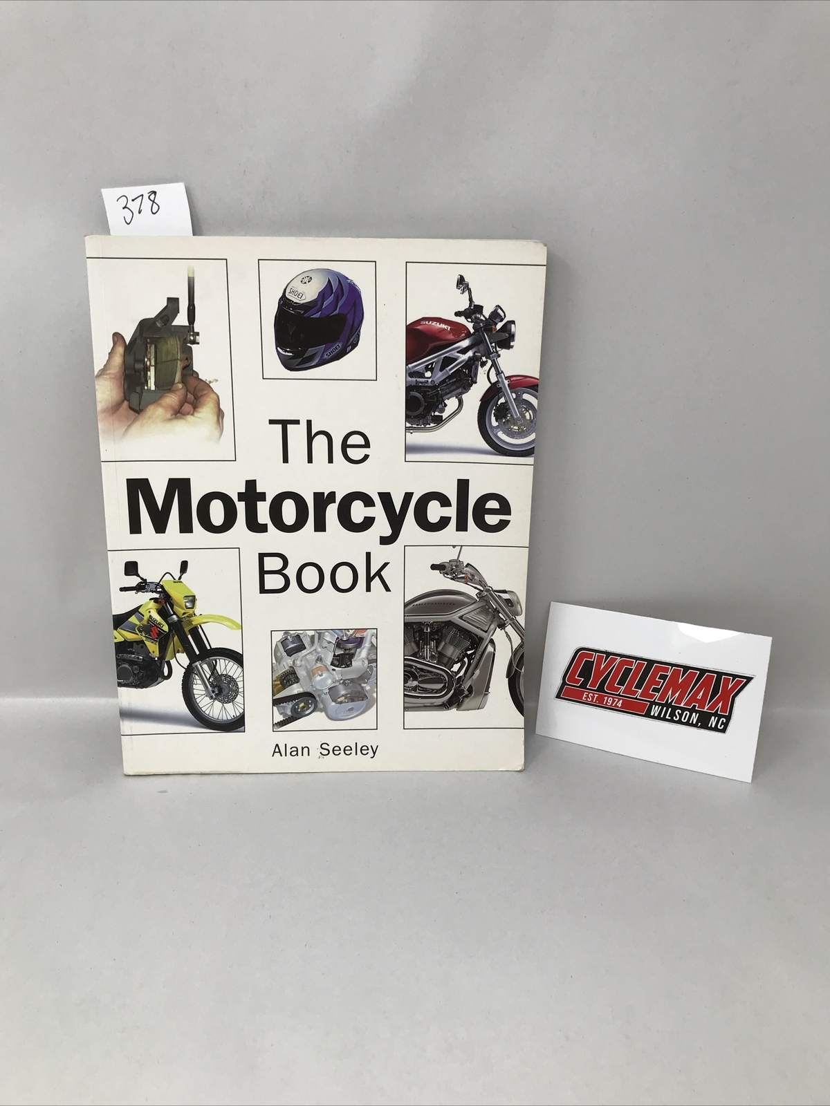 The Motorcycle Book by Alan Seeley 2004 (378)