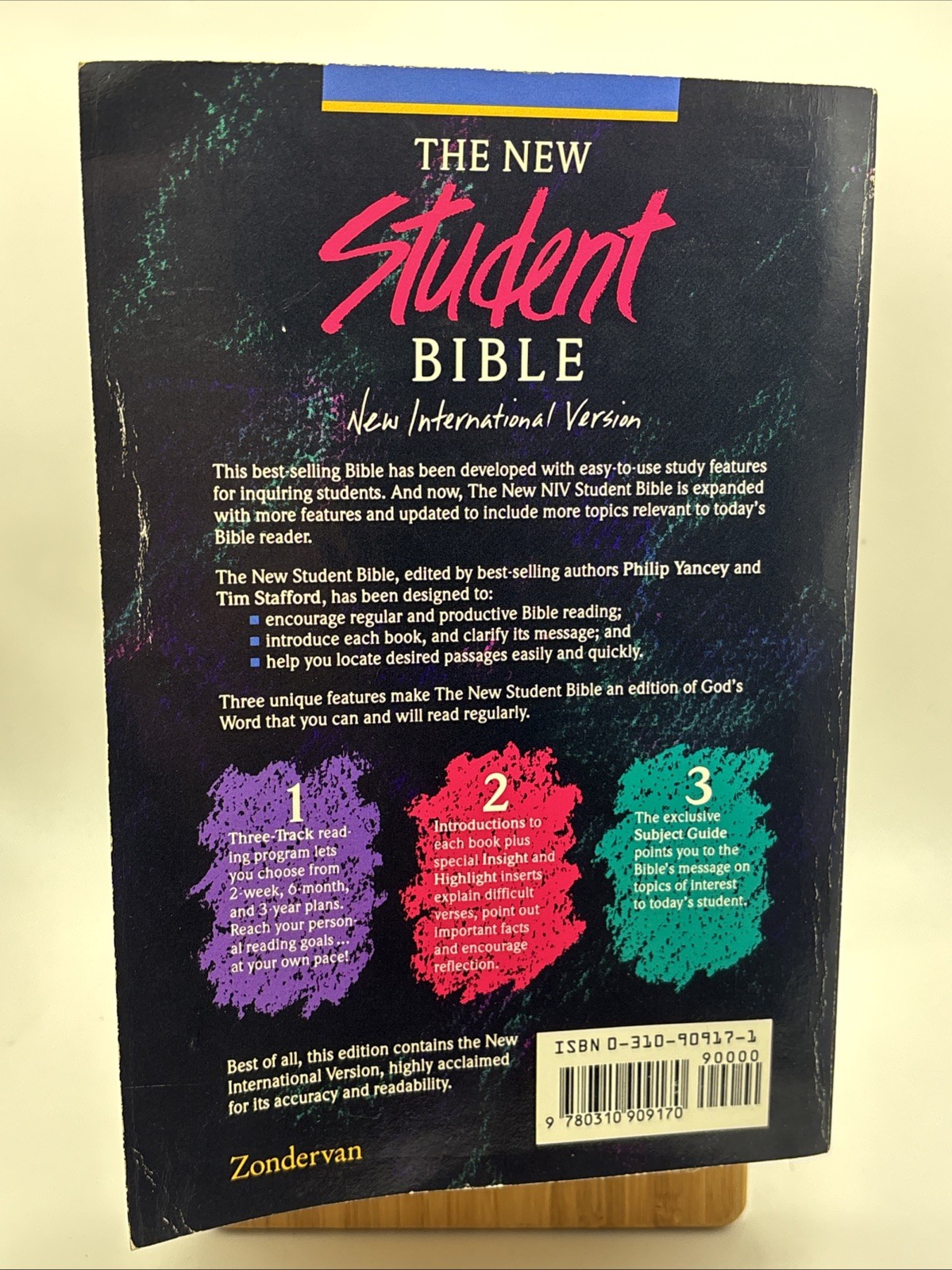 The New Student Bible by Zondervan Staff 1992 Trade Paperback