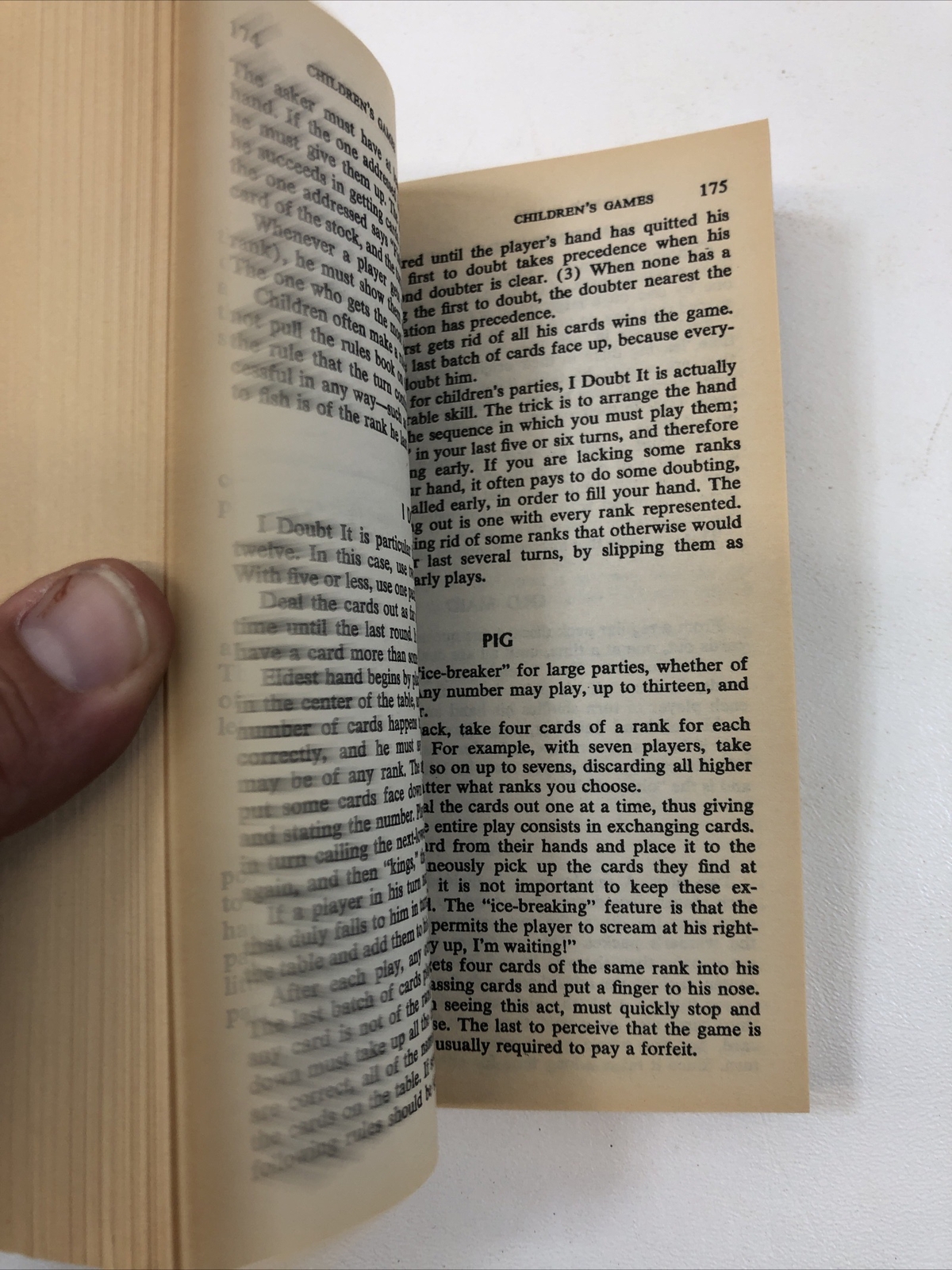 Play According to Hoyle – Morehead & Mott-Smith (Paperback, 1963)