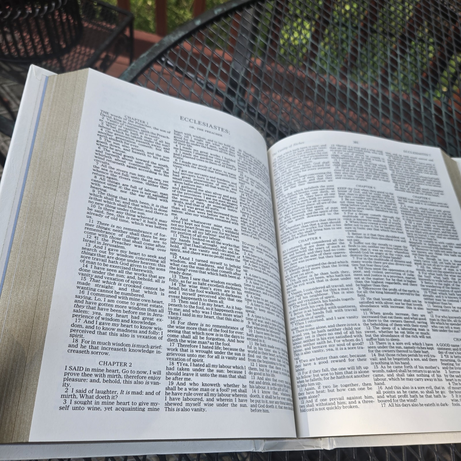 Vintage 1971 Holy Bible Regency King James Version Red Letter White Gold EUC 🙏