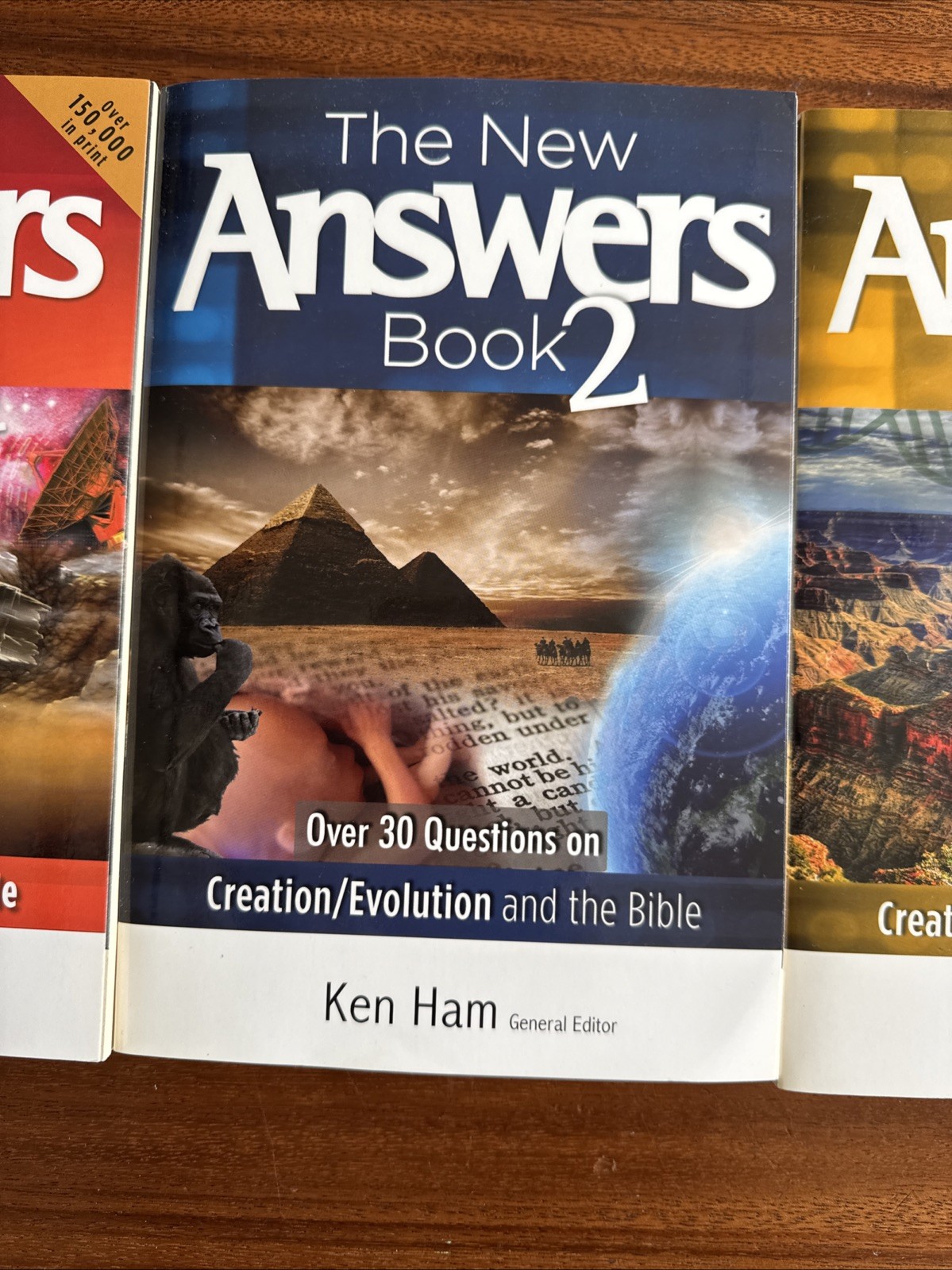 The New Answers Books 1-3: Over 25-35 Questions on Creation/Evolution and the…