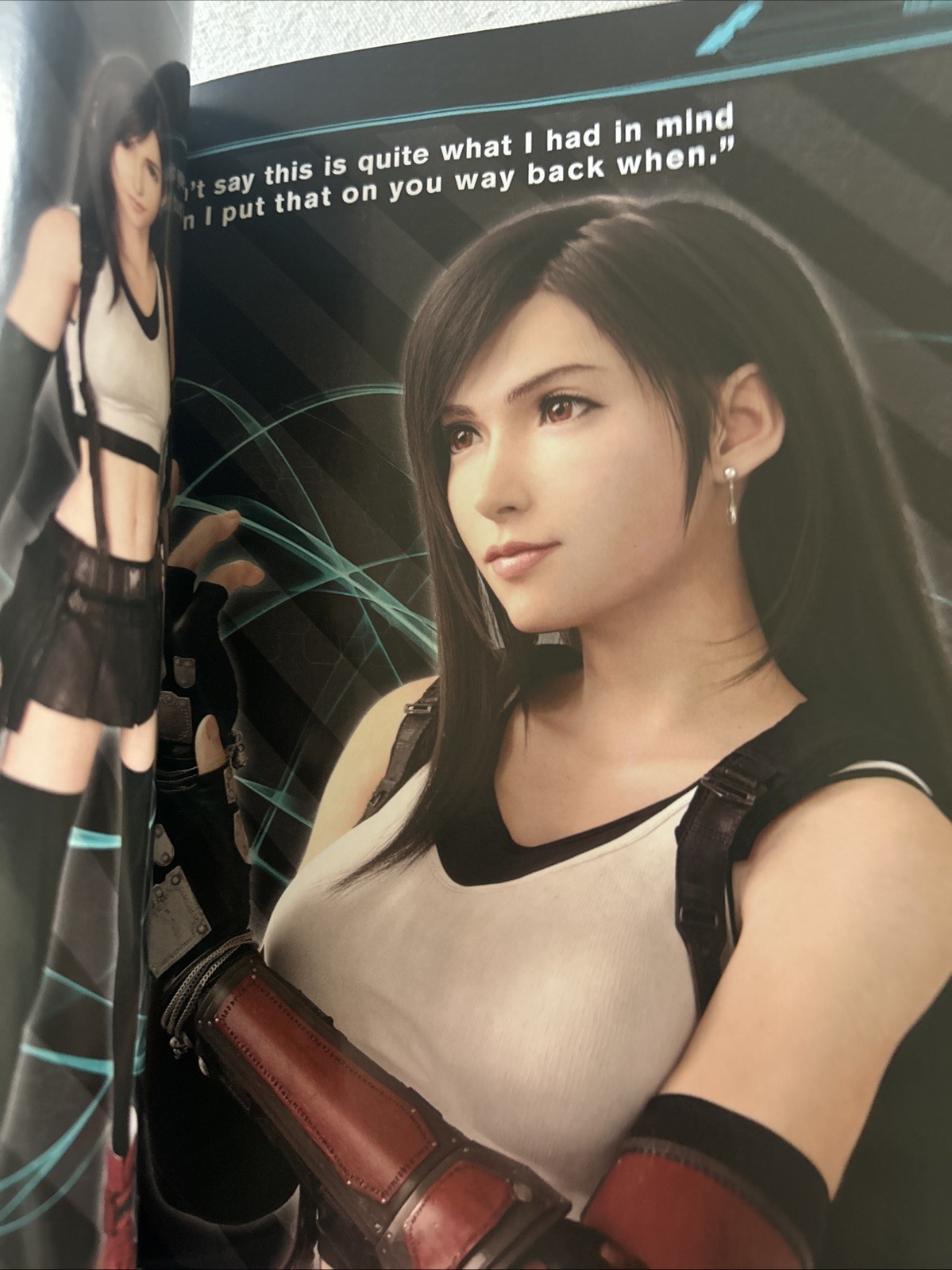 Final Fantasy VII Remake World Preview Hardback Art Book Br6