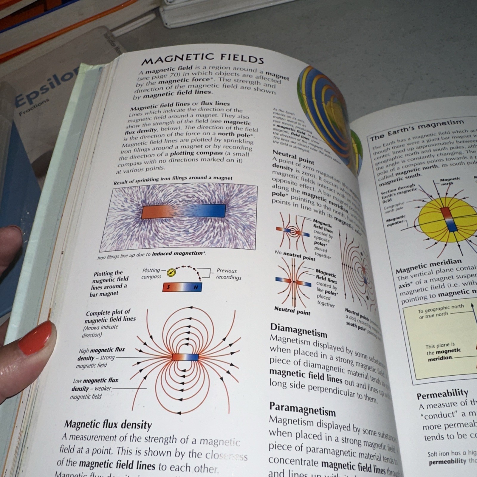 Usborne Illustrated Dictionary of Science by Jane Wertheim, Corinne Stockle