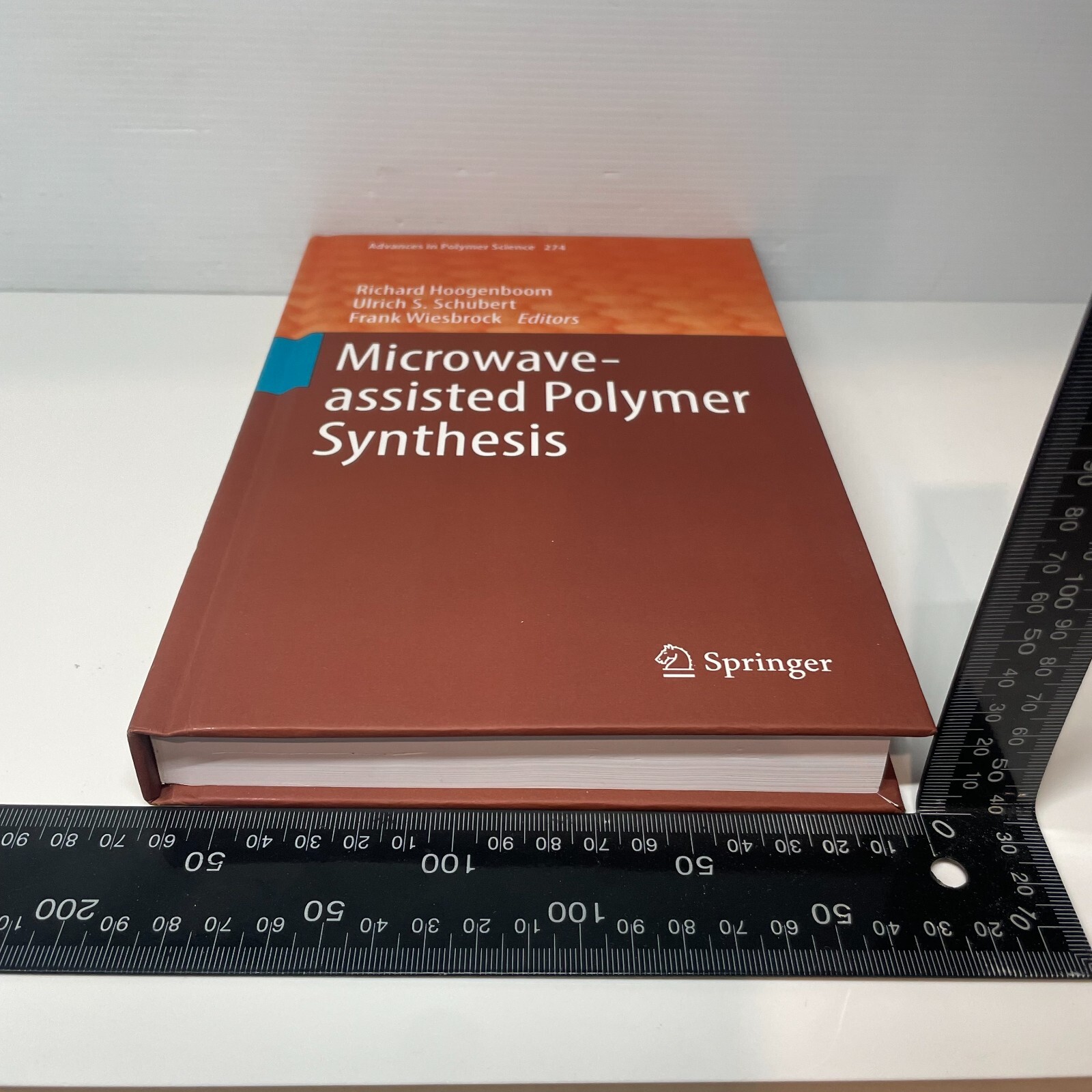 Microwave-assisted Polymer Synthesis by Richard Hoogenboom (Hardcover Book)