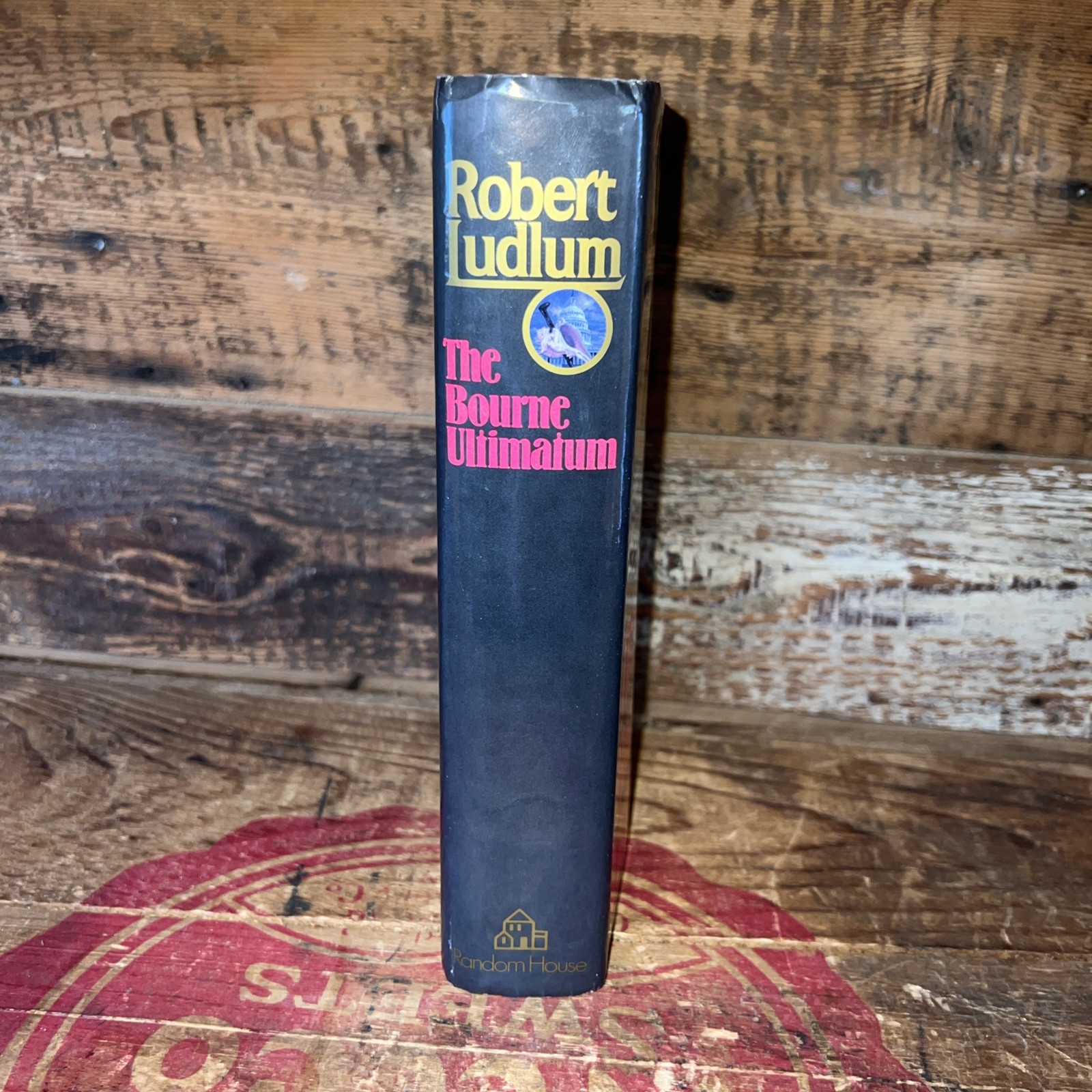 The Bourne Ultimatum By Robert Ludlum Hardcover, First Edition, First Printing ￼