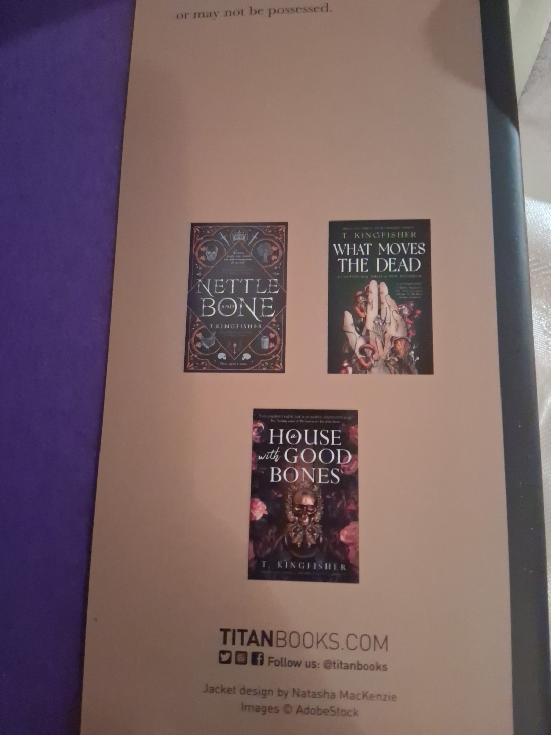 Thornhedge by T. Kingfisher Hardcover Book New #12