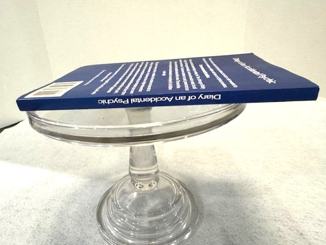 Diary of an Accidental Psychic Book Paperback 152 Pages Mark Bajerski- Free Ship