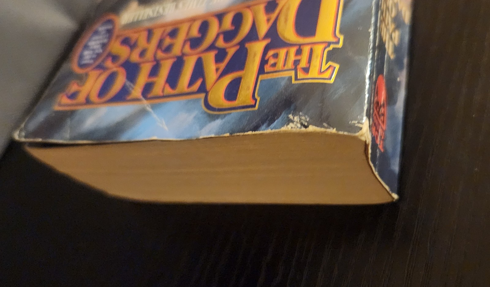 Path of Daggers Book 8 of ‘the Wheel of Time’ by Robert Jordan (1998 paperback)