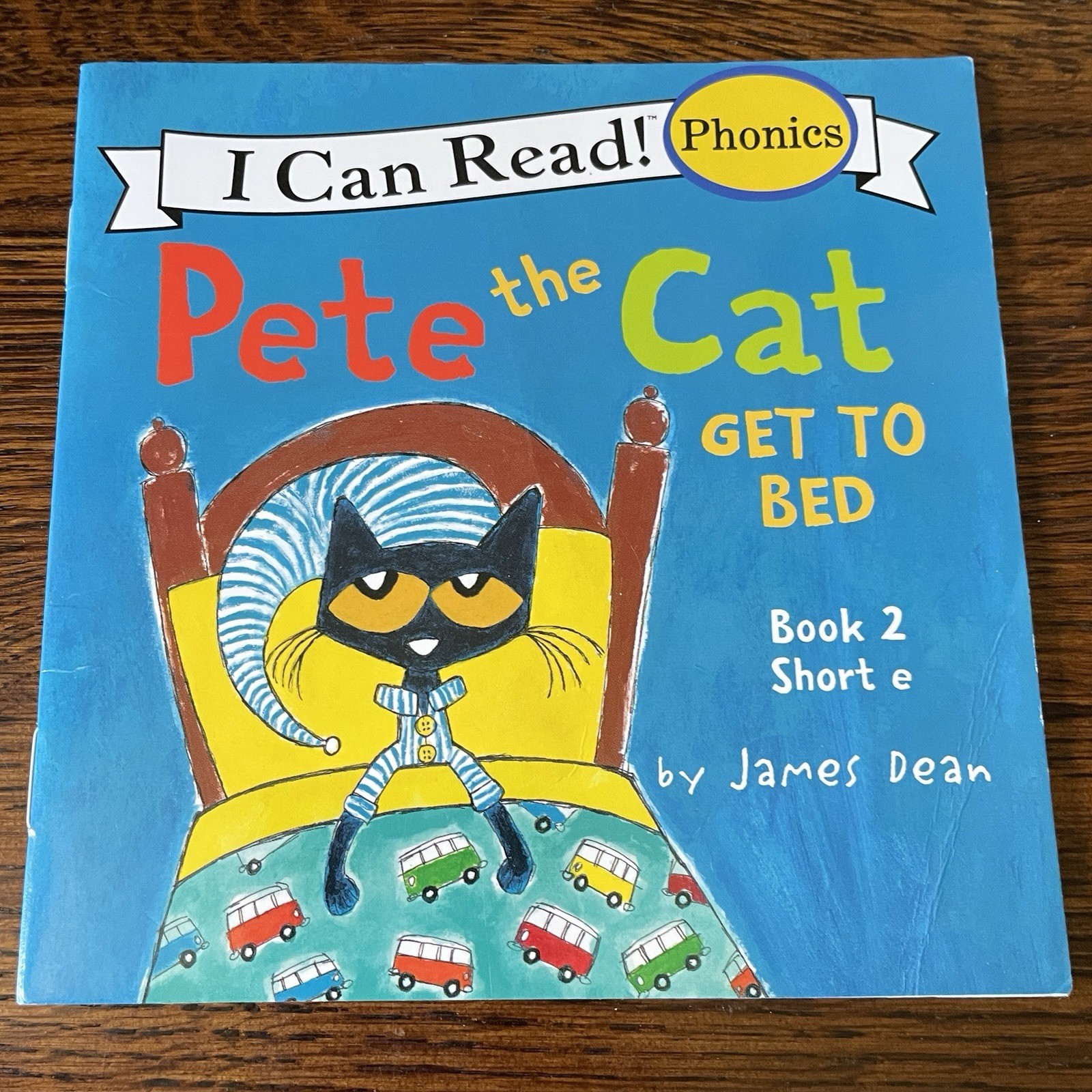 Pete The Cat I Can Read Phonics 11 Book Lot & Plush James Dean Red & Blue Shoes